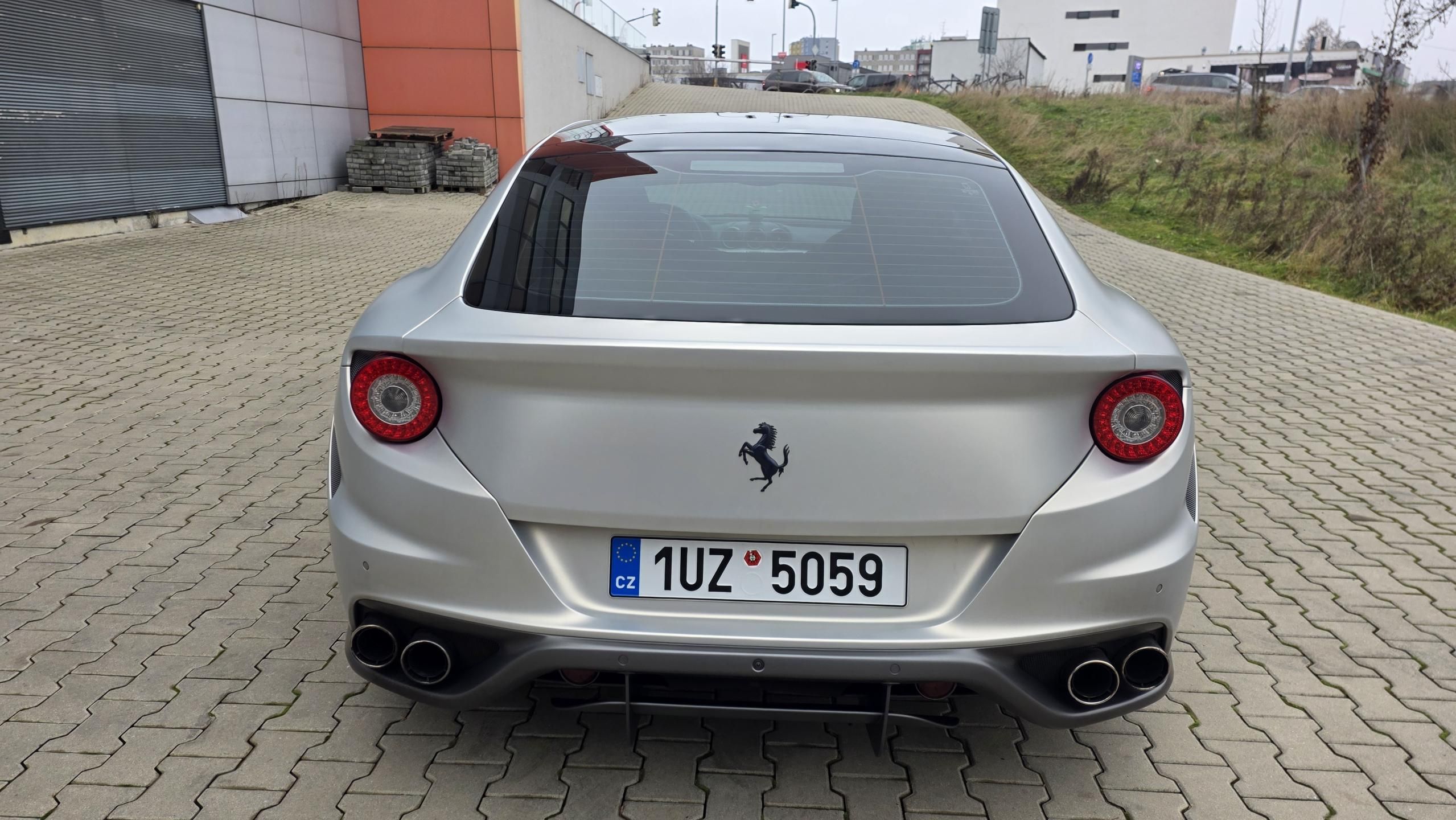 Ferrari FF, INDIVIDUAL TailorMade ZÁRUKA - fotka 5