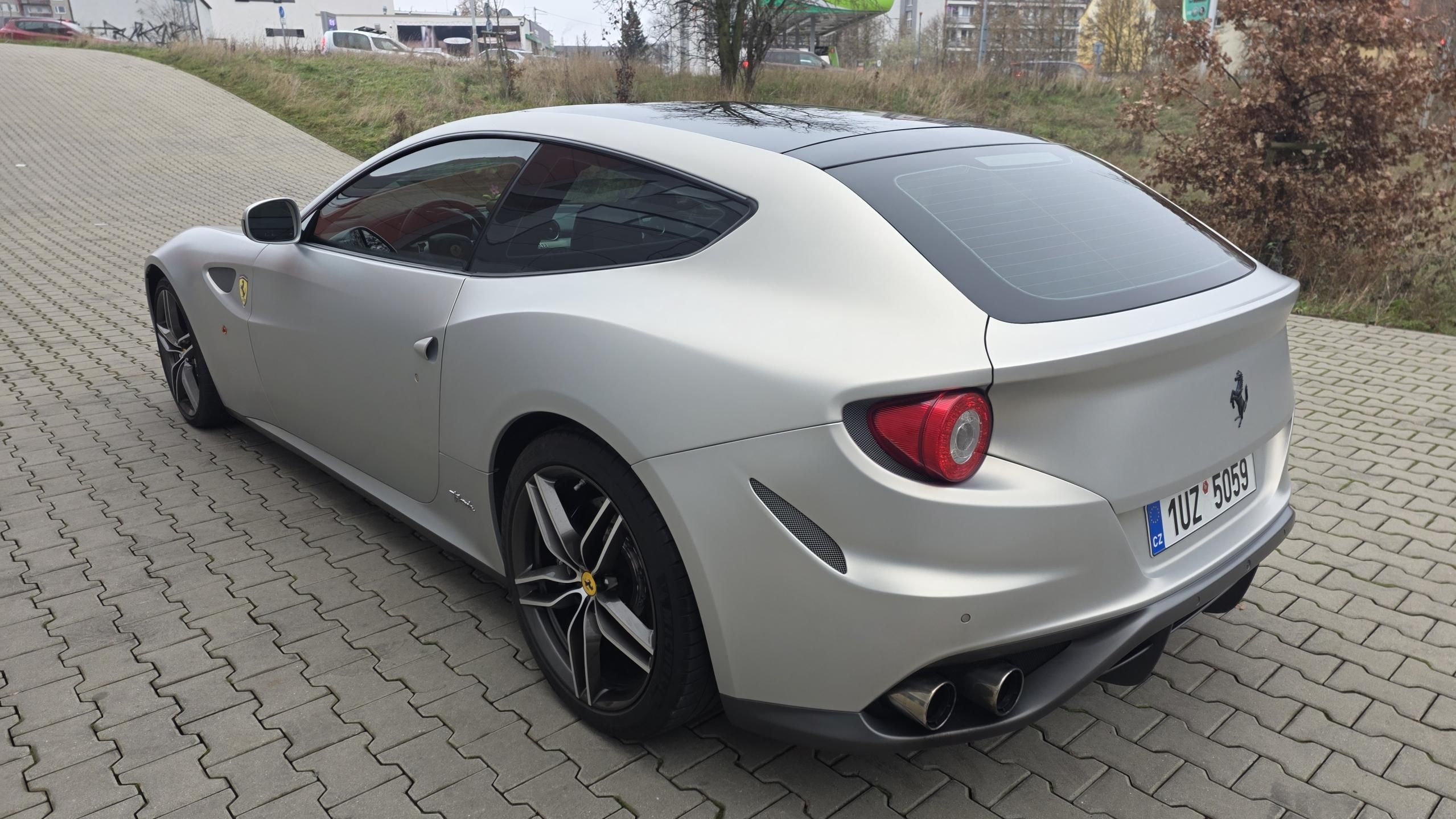 Ferrari FF, INDIVIDUAL TailorMade ZÁRUKA - fotka 6