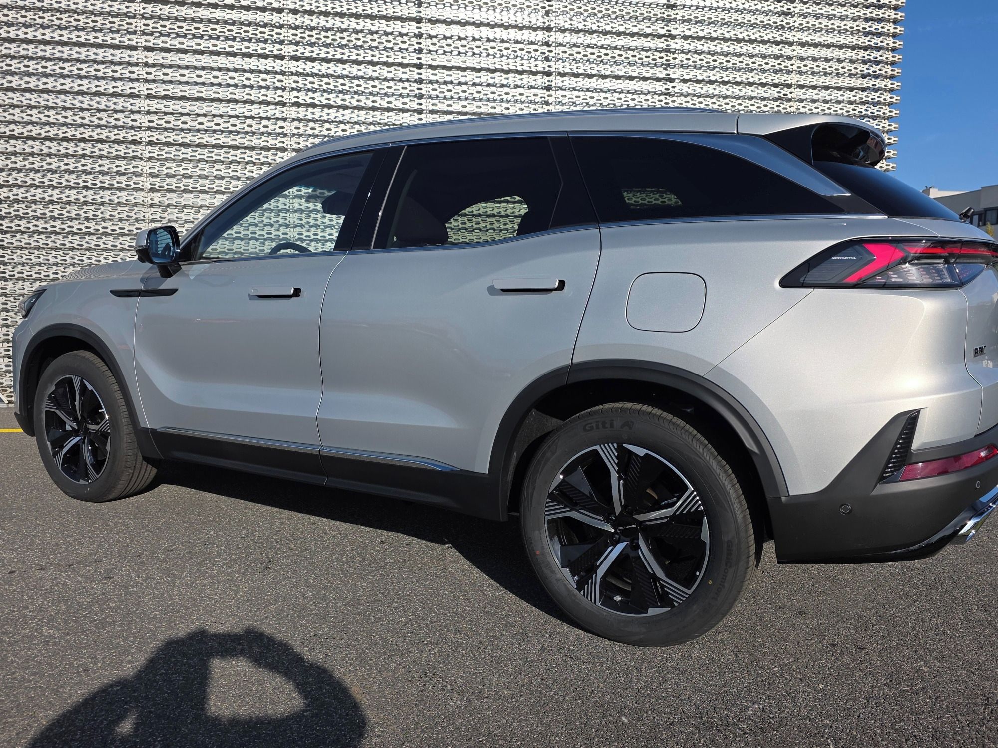 BAIC X75, 1,5T 130kW LUXURY 7DCT 4x2 - fotka 3