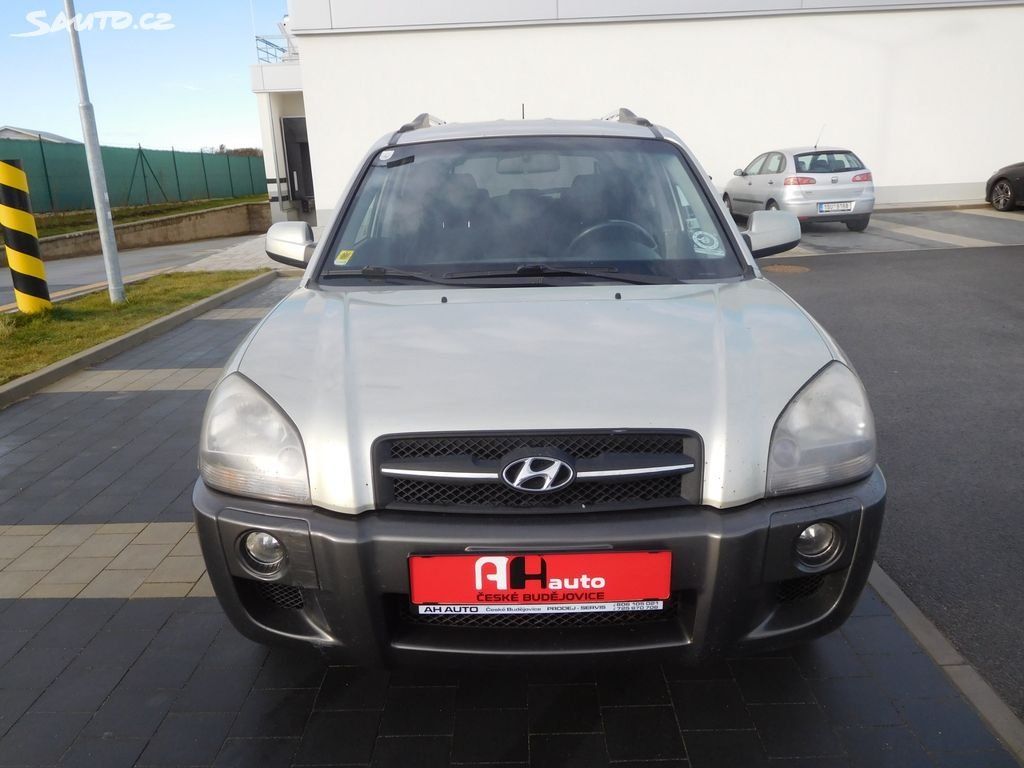 Hyundai Tucson, 2.0CRDi Confort+ 4WD, Automat - fotka 6
