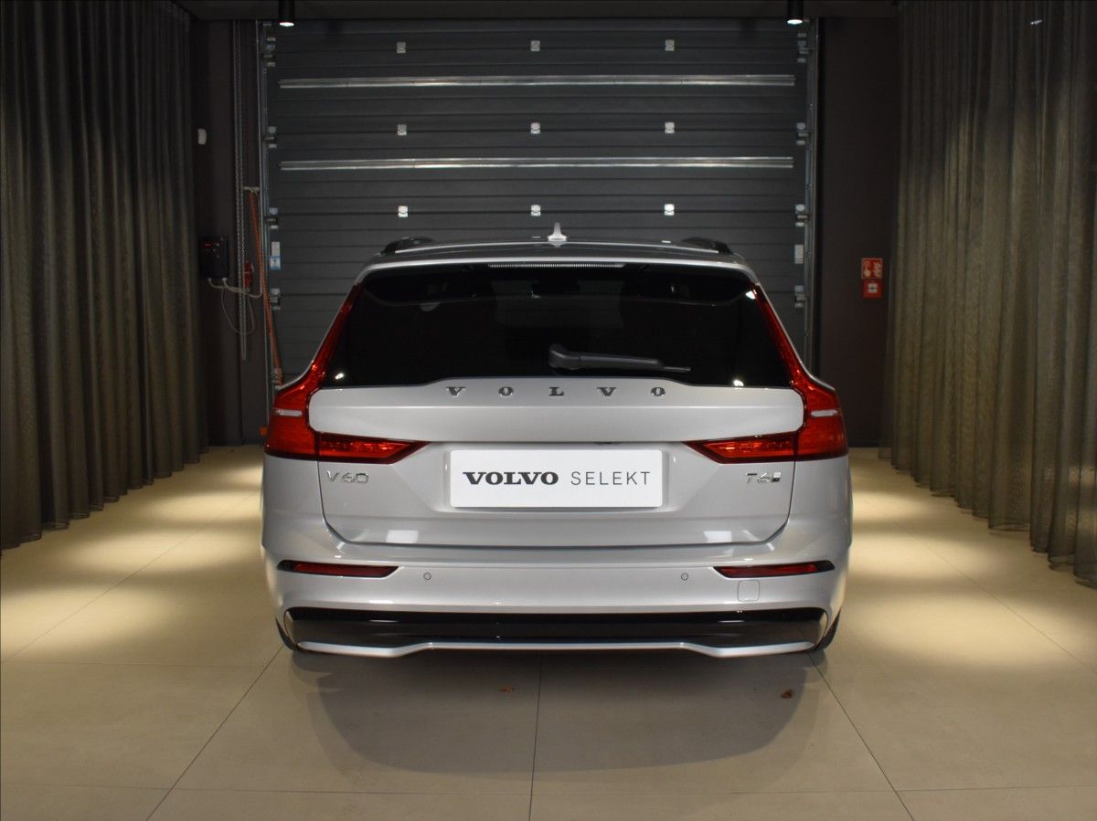 Volvo V60, 2,0 T6 AWD PLUS Bezklíč,BLIS - fotka 6
