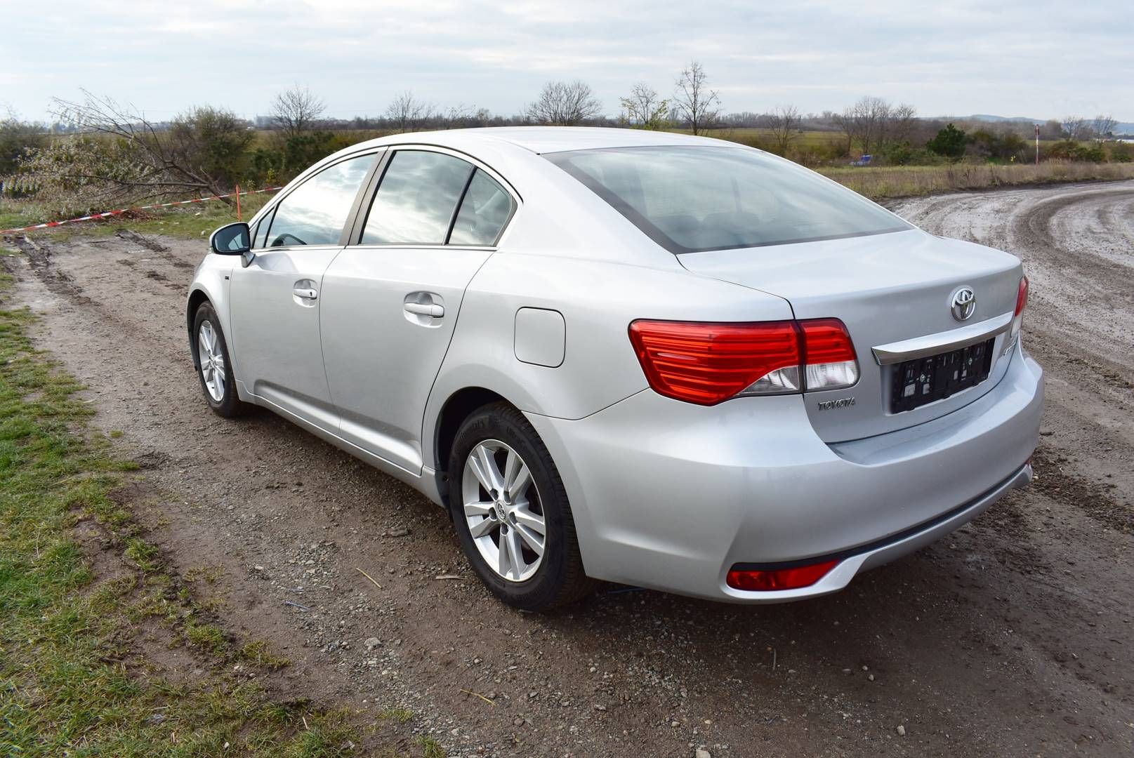 Toyota Avensis, 1,8 16V NAVI,1.MAJ,TOP SLEVA - fotka 6