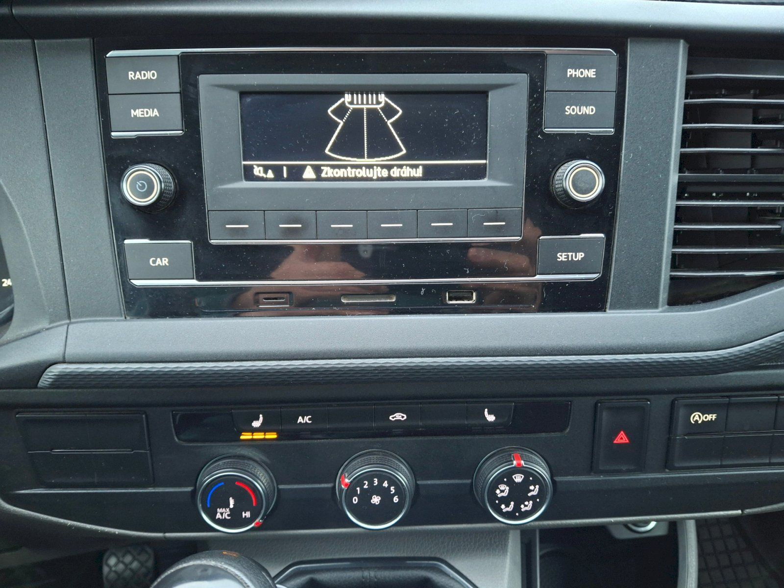 Volkswagen Transporter, 2,0TDi 81kW - fotka 6