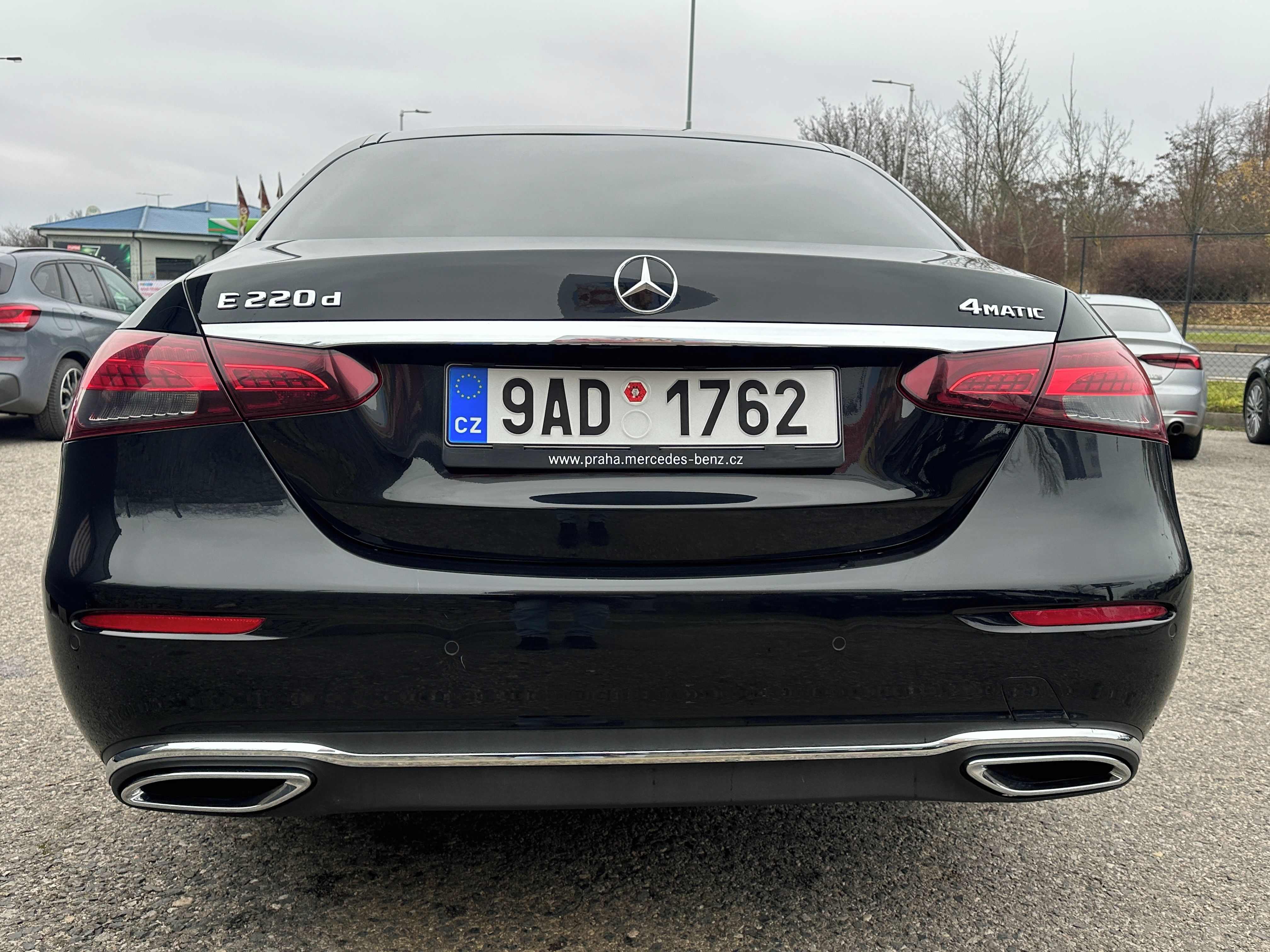 Mercedes-Benz Třídy E, Mercedes-Benz E 220 2022 - fotka 5