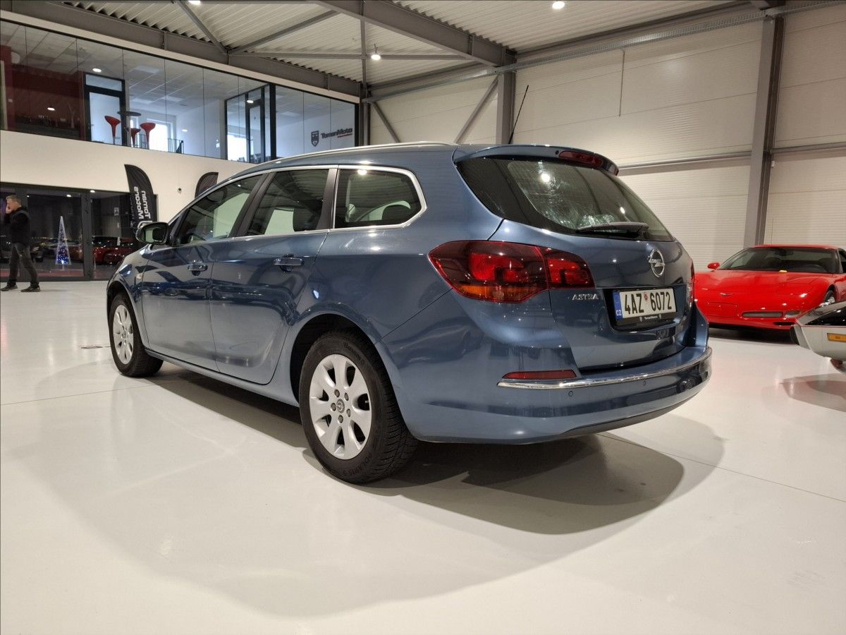 Opel Astra, 1,6 - fotka 5