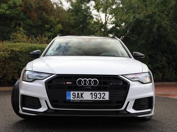 Audi S6  B&O, Led, Vzduh, Pano