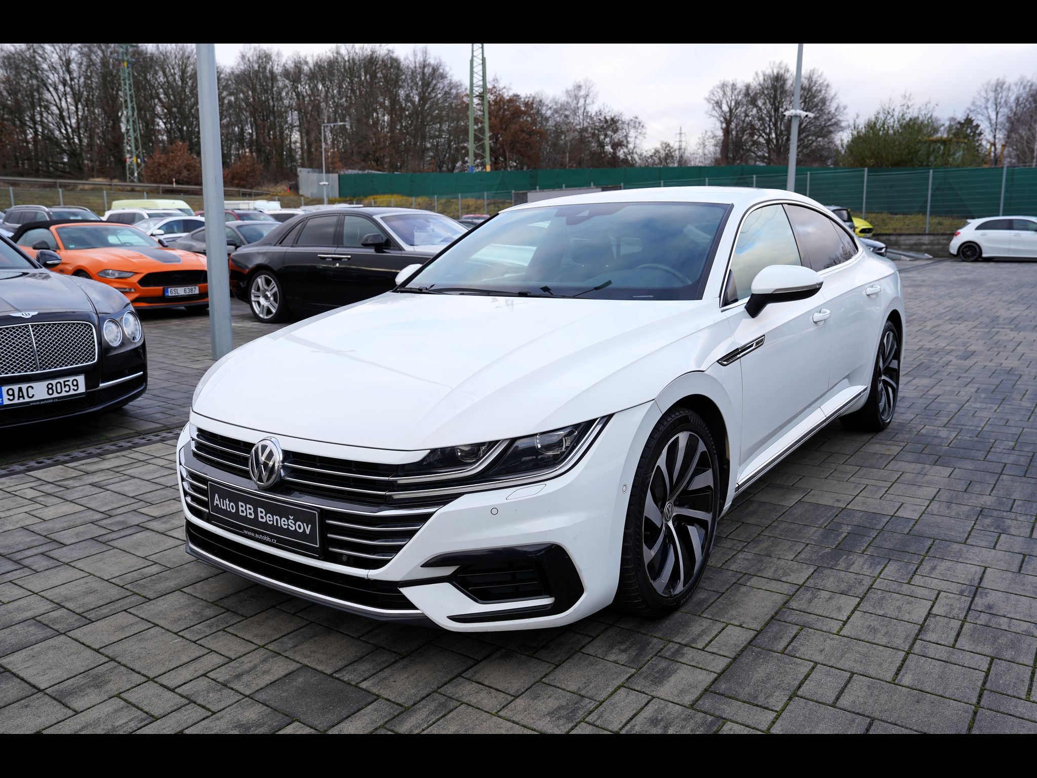 Volkswagen Arteon, 2.0 TDI/4Motion/DSG/R-line - fotka 2