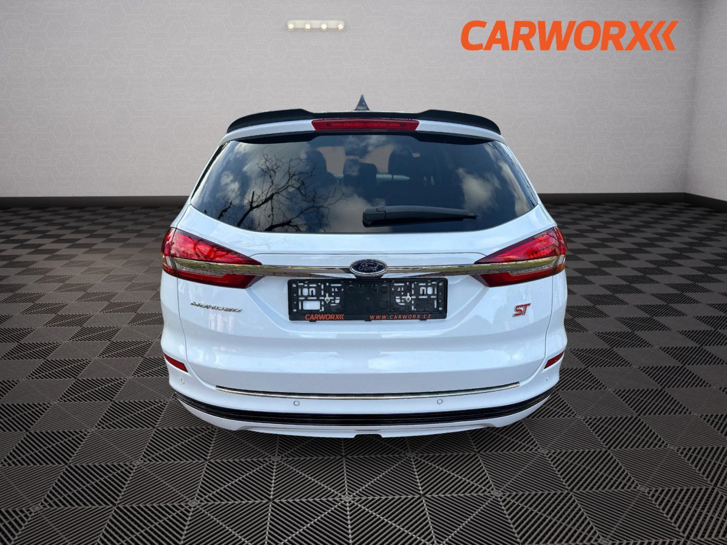 Ford Mondeo, 1.5EcoBoost 121kw ST-Line - fotka 6