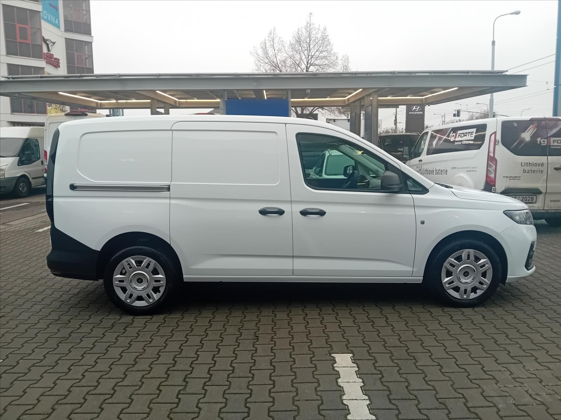 Ford Transit Connect, 2,0 EcoBlue 75kW/102k  Trend L - fotka 6