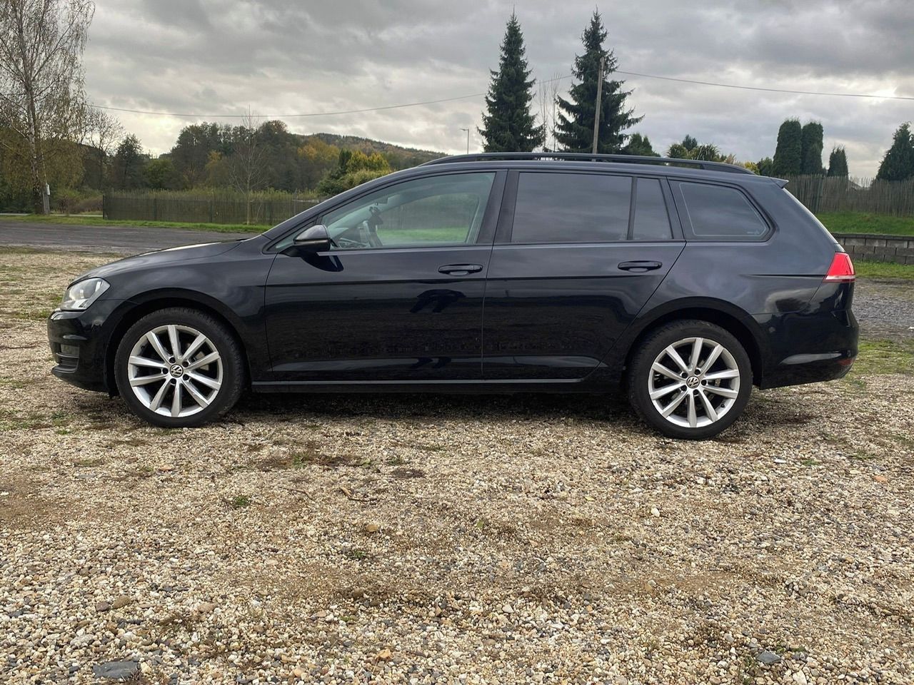 Volkswagen Golf, 1,6TDI 81kW Kombi - fotka 4