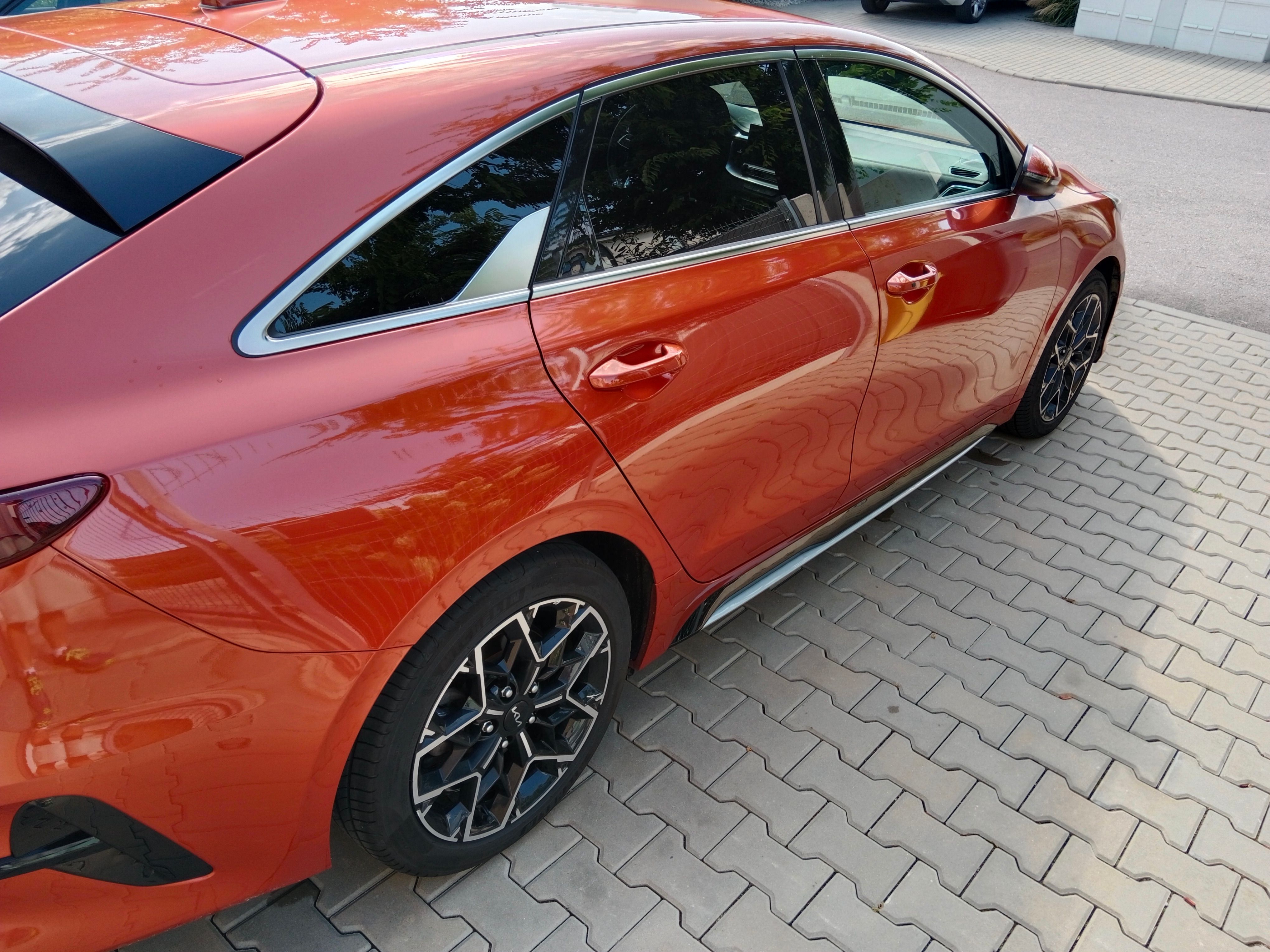 Kia ProCeed, GTline 1.5 118kW - po servisu - fotka 5