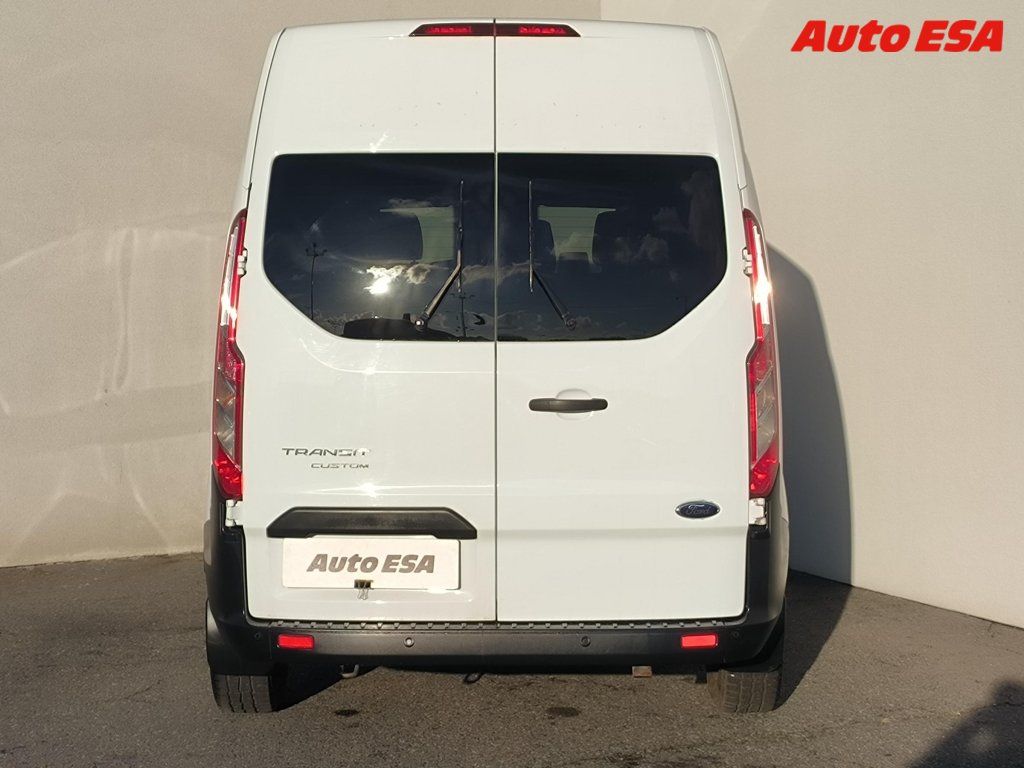 Ford Transit Custom, 2.0TDCi L1H2 9míst,AC,96kW - fotka 5