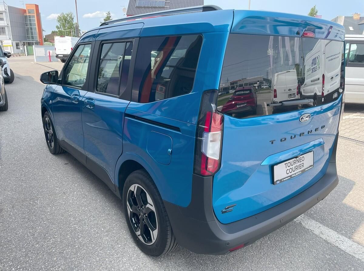 Ford Tourneo Courier, Titanium, Tourneo, 43 kWh Elek - fotka 4