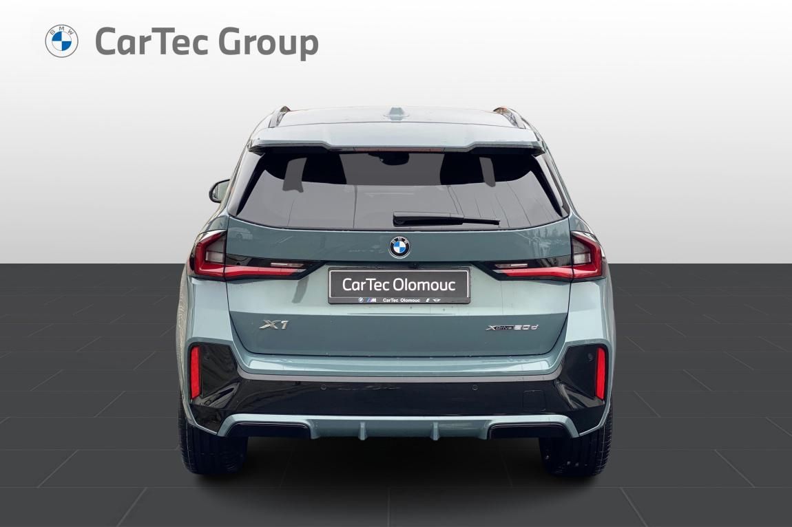 BMW X1, xDrive20d - fotka 5