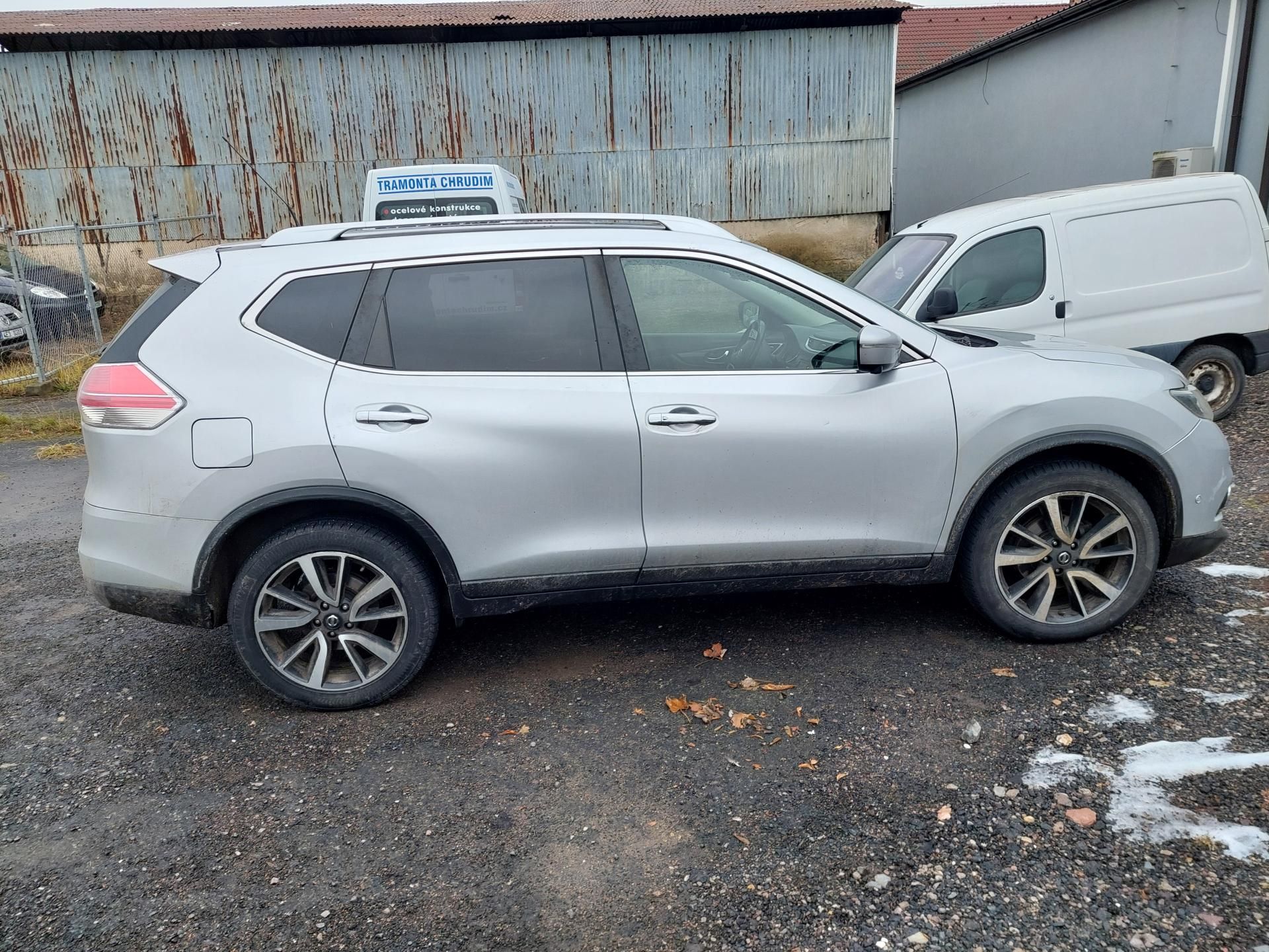 Nissan X-Trail, III. dCi130 4x4 - fotka 4