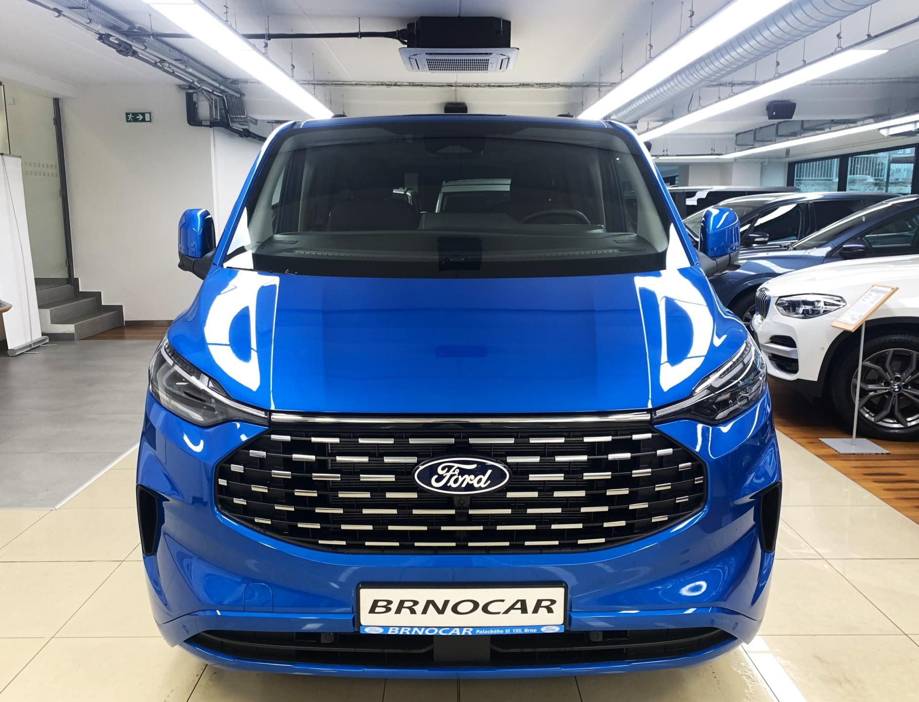 Ford Tourneo Custom, L2 Titanium X 125kW AT, ČR - fotka 2