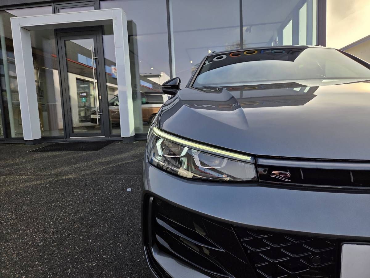 Volkswagen Passat Variant, R-Line 2.0 TDI BlackStyle - fotka 6