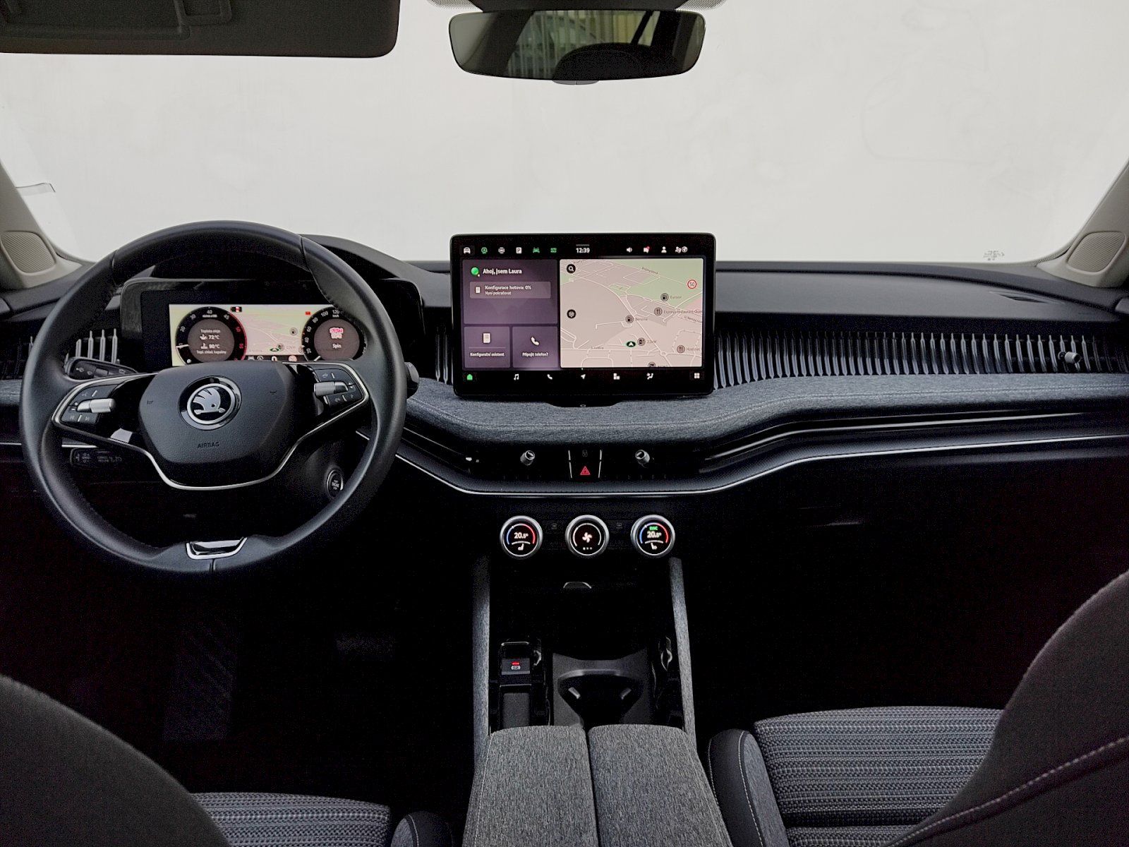 Škoda Superb, combi Selection 2,0 Tdi 142 kw - fotka 5