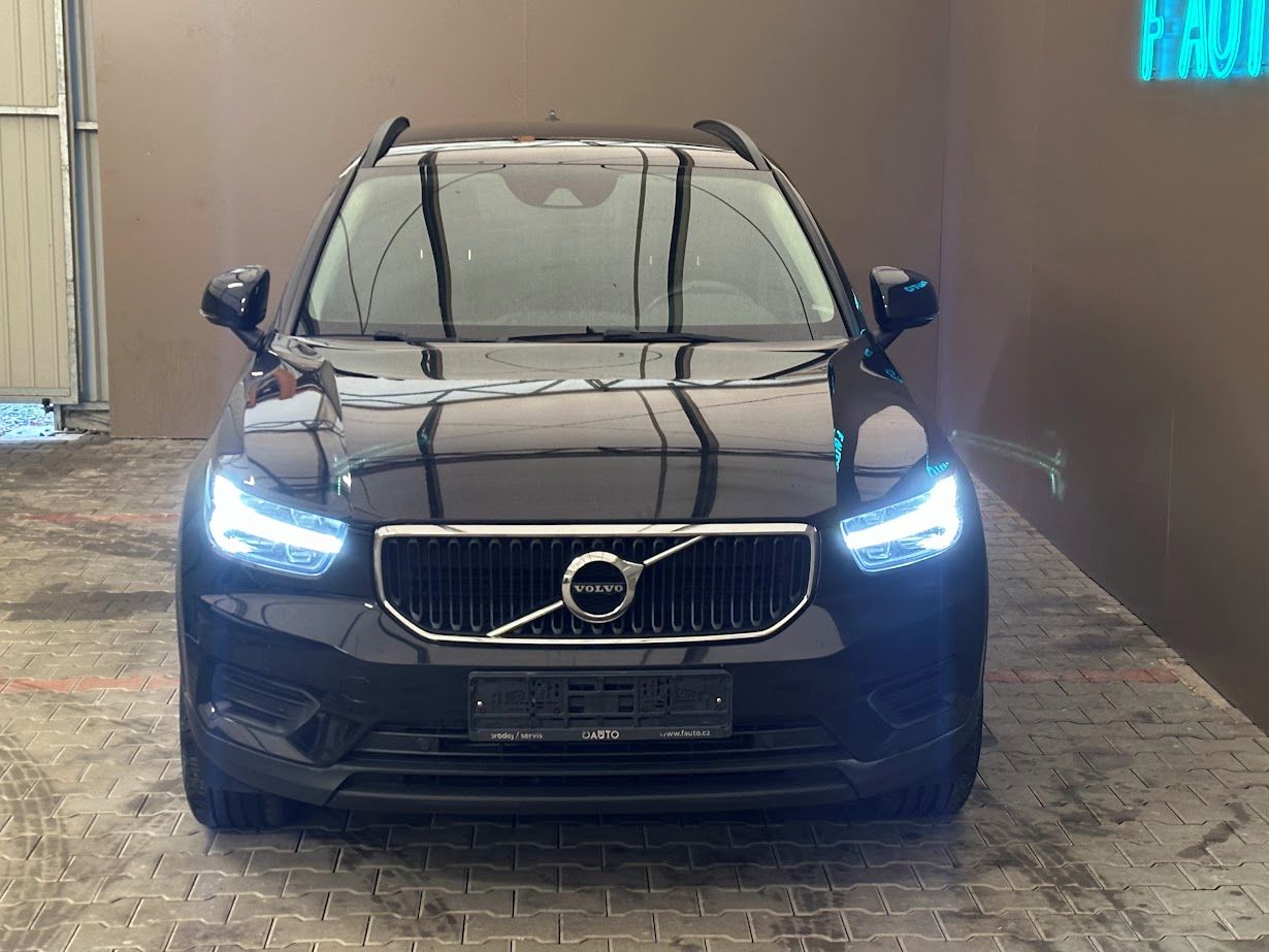 Volvo XC40, T3 Geartronic XC40 - fotka 3