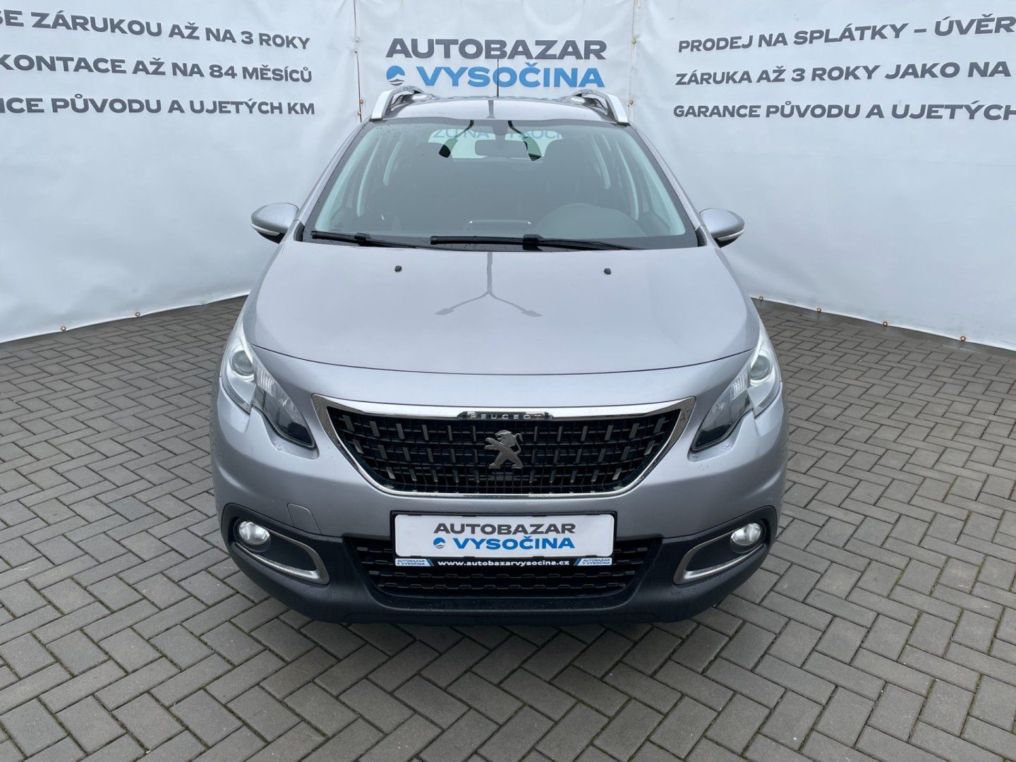 Peugeot 2008, 1.2PT 61kW Navigace! Car Play - fotka 2