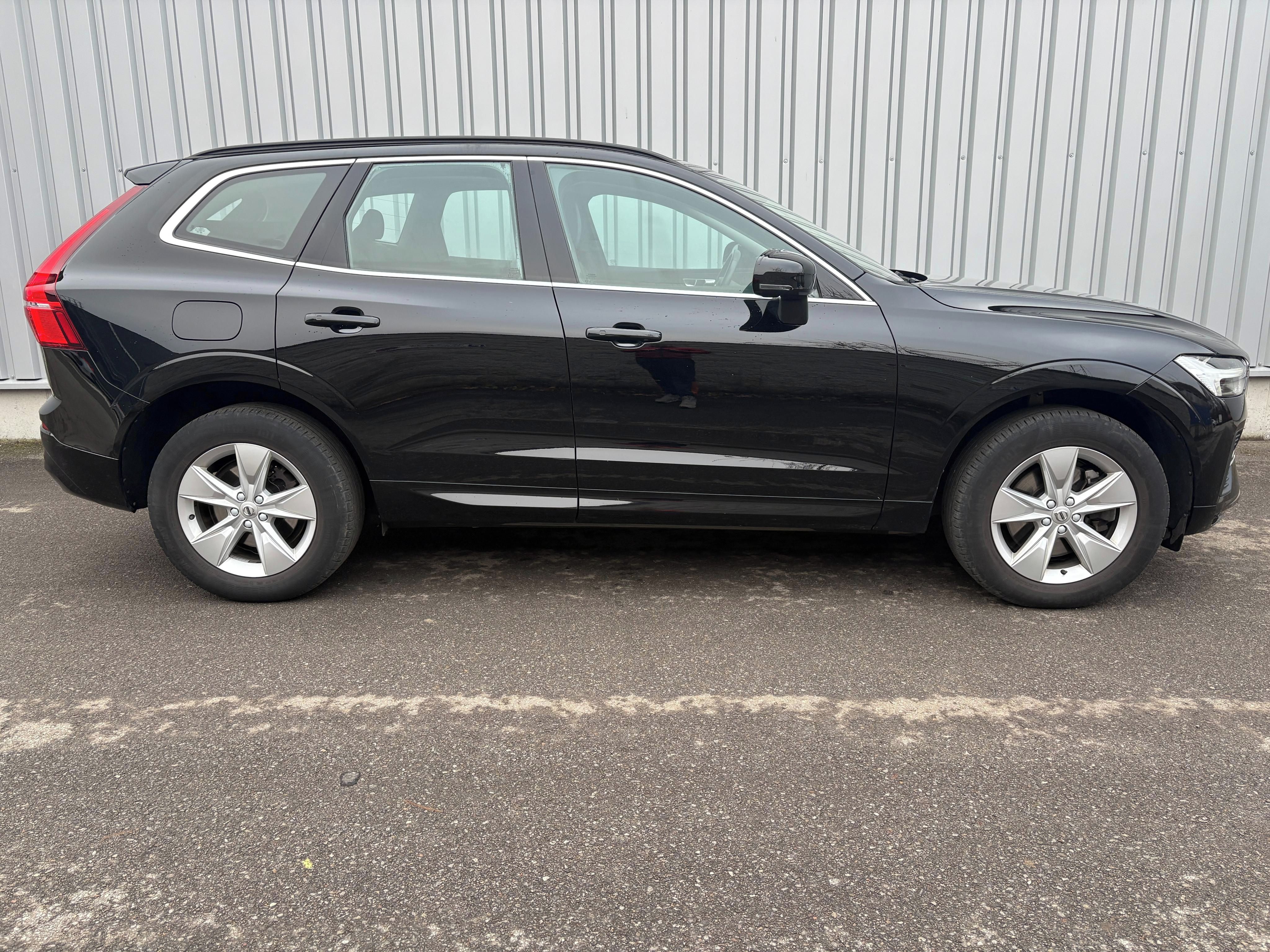Volvo XC60, 2.0B4,4x4,145kW,ČR,DPH,CORE - fotka 5