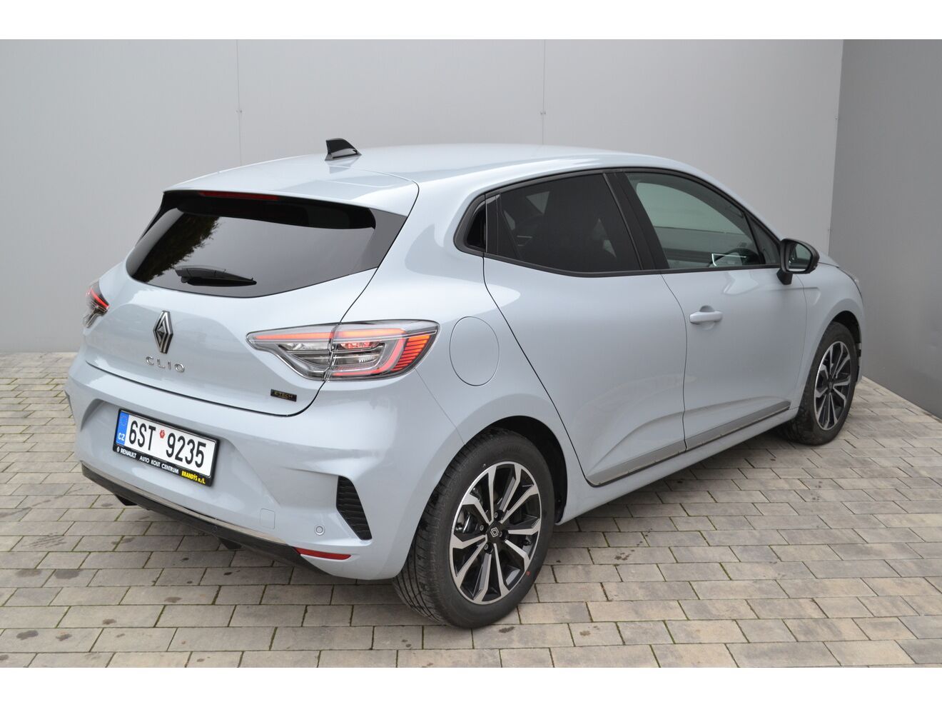 Renault Clio, FULL HYBRID TECHNO E-TECH 145 - fotka 5