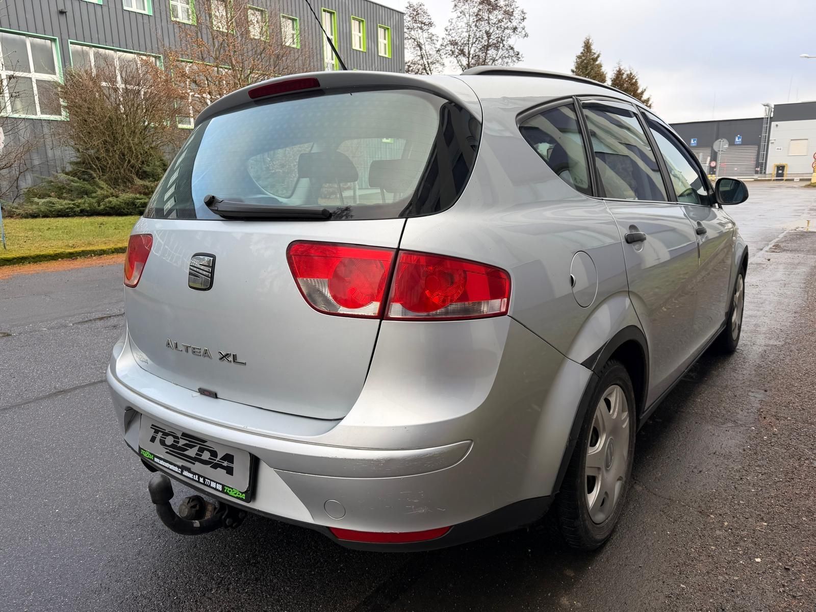 Seat Altea, XL  1,6 MPI  / servis.k./ - fotka 4