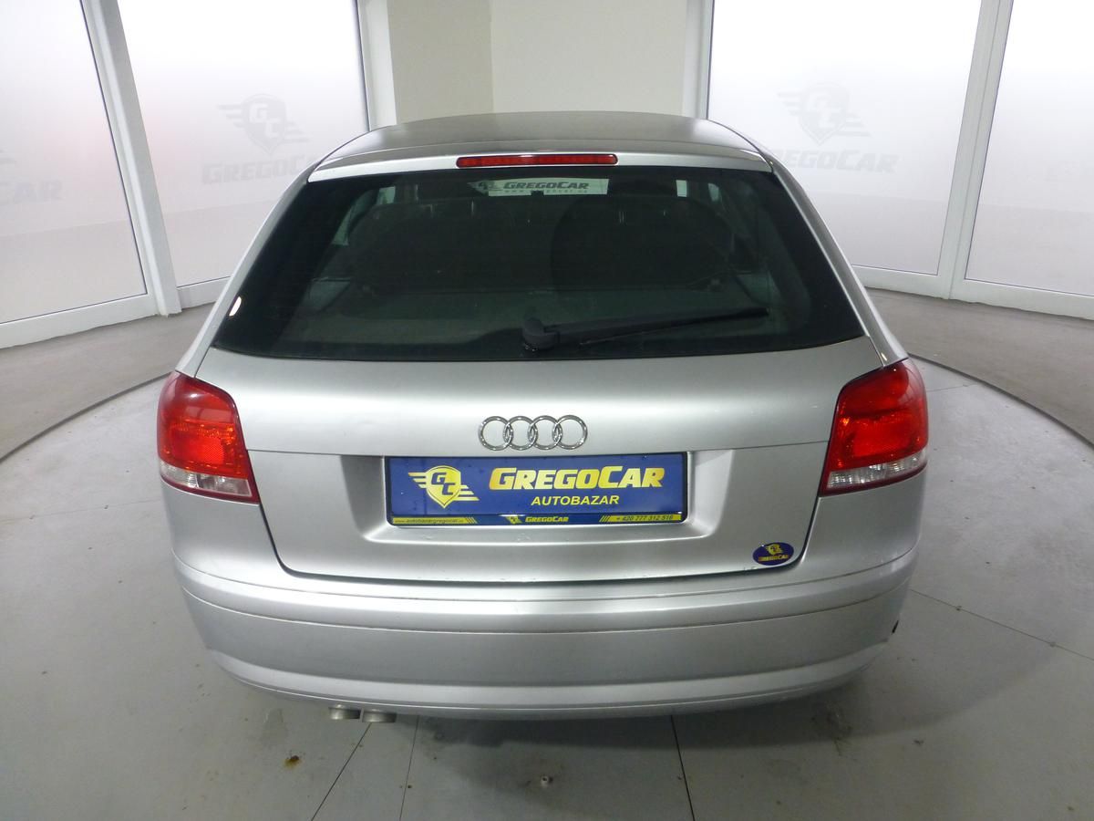 Audi A3, 2,0TDI*QUATTRO**ALU KOLA**DIGI - fotka 6