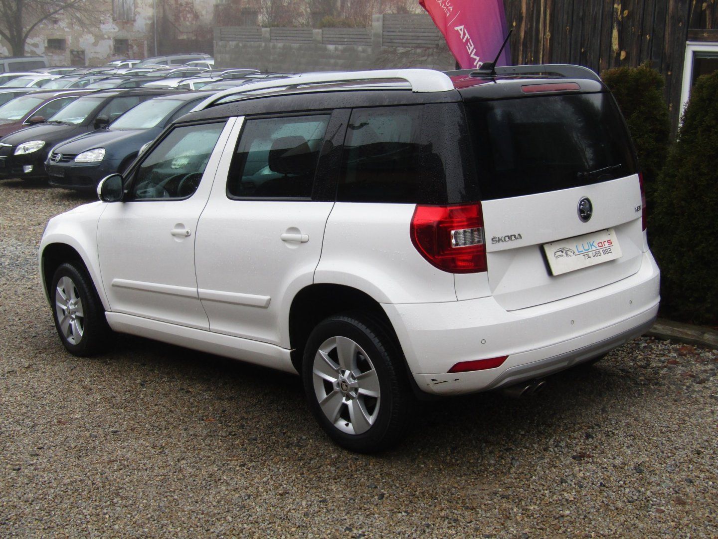 Škoda Yeti, 1.6 TDI 77kW DSG BEZ KOROZE - fotka 5