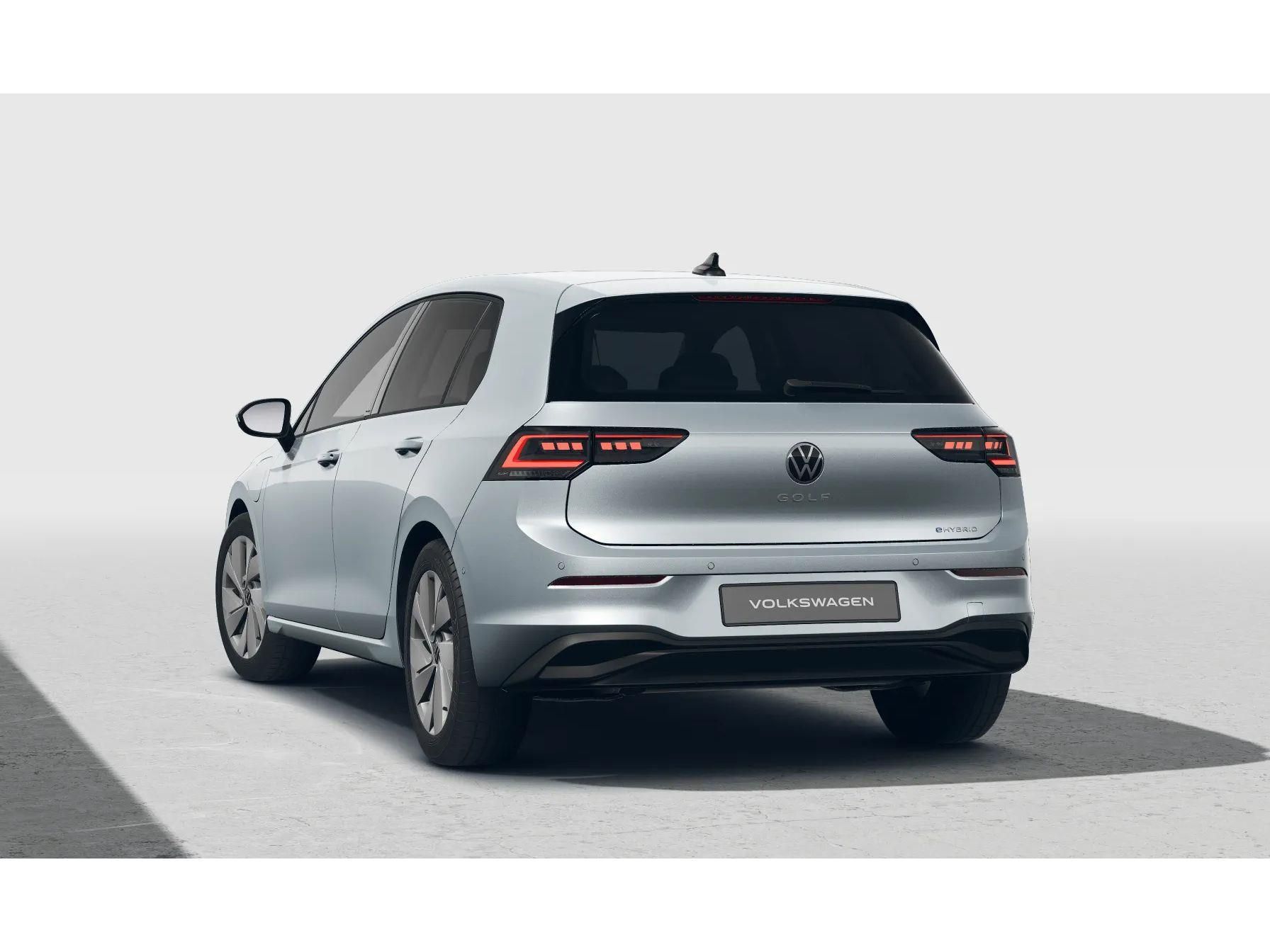 Volkswagen Golf, 1.5 TSI e-Hybrid / 150 kW - fotka 3