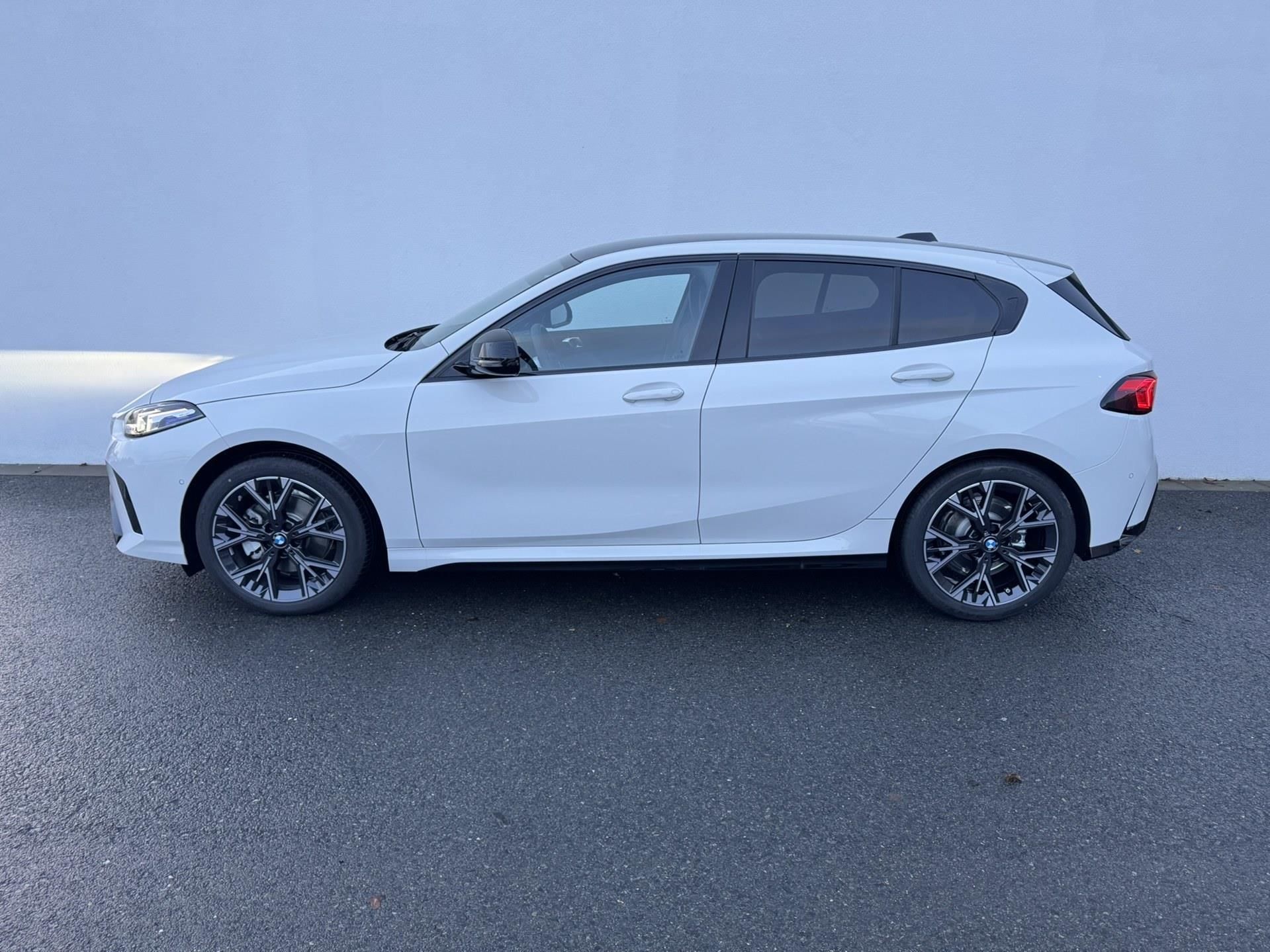 BMW Řada 1, BMW 118d - fotka 4