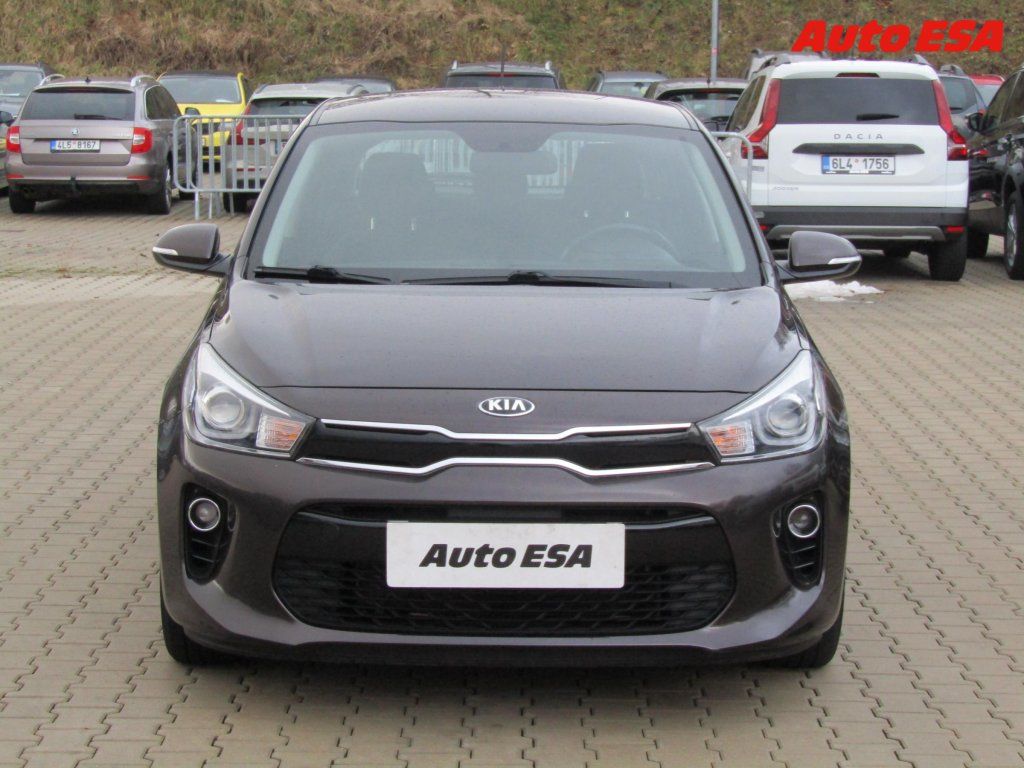 Kia Rio, 1.2i,AC,park.asist - fotka 3
