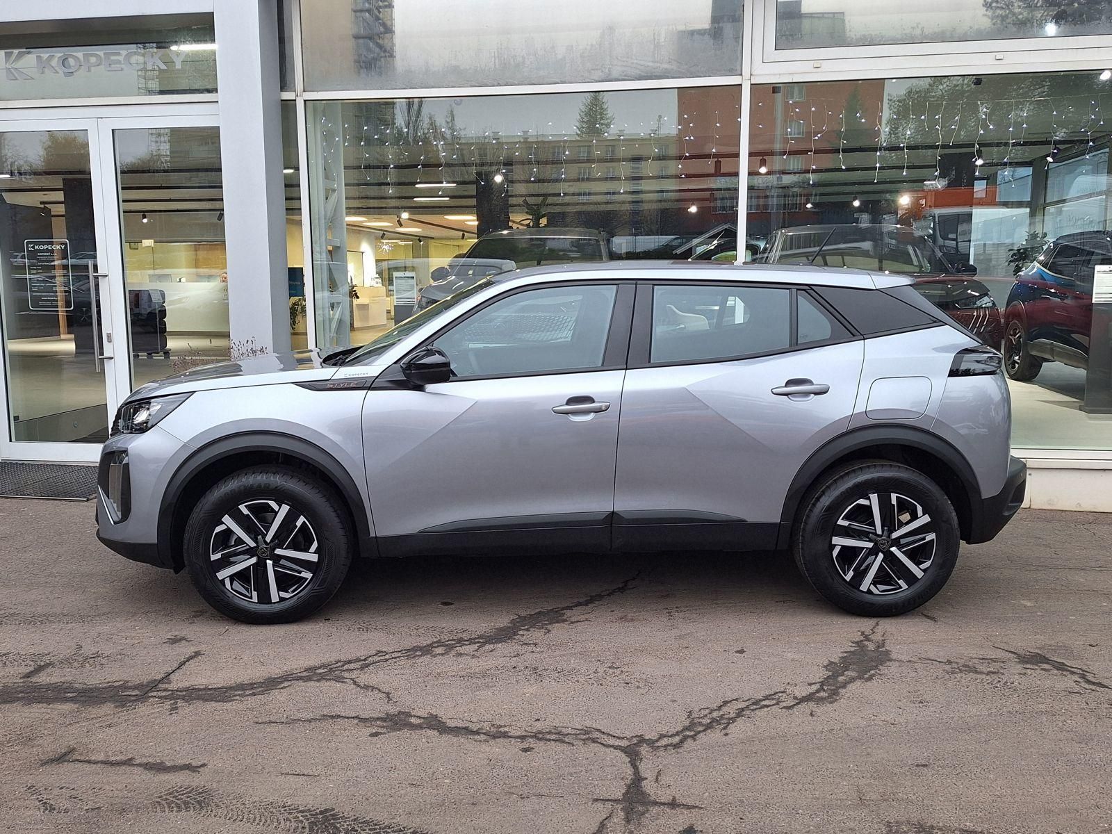 Peugeot 2008, STYLE 1.2 TURBO 100k MAN6 - fotka 3