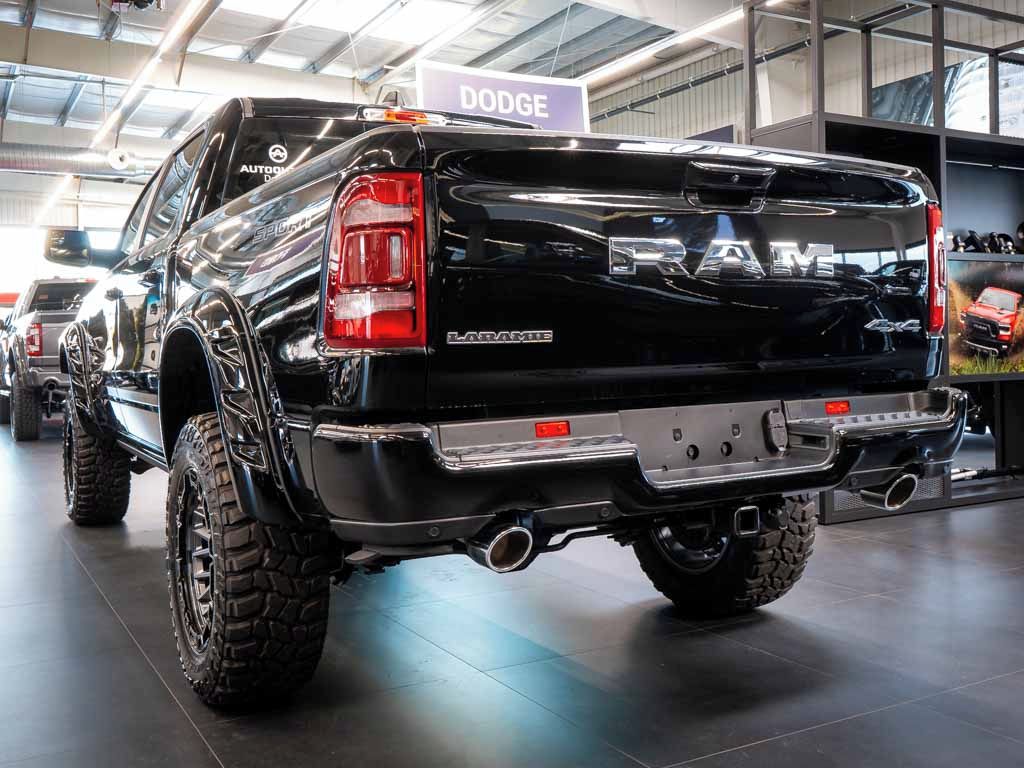 Dodge Ram, 5.7 V8 Laramie 6" LIFT LPG - fotka 2