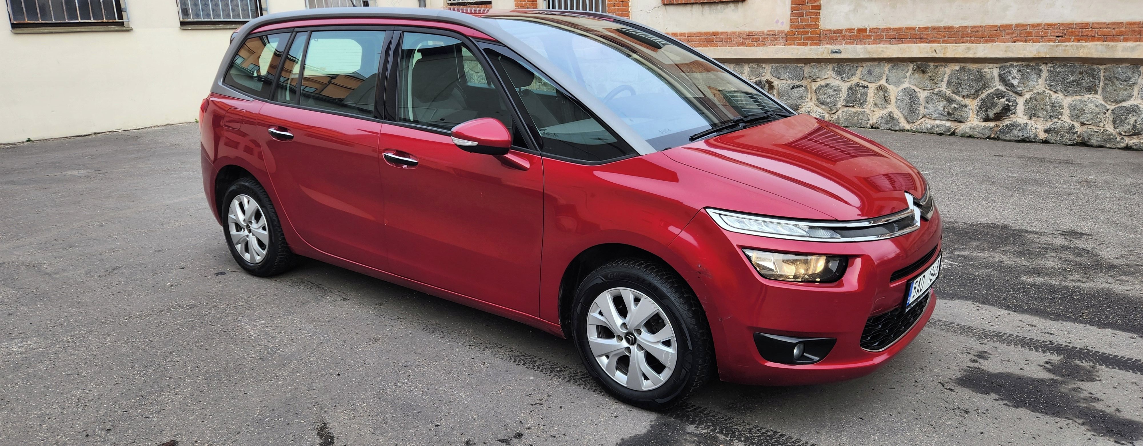Citroën Grand C4 Picasso, 1.6 HDI 7 MÍST ČR - fotka 3