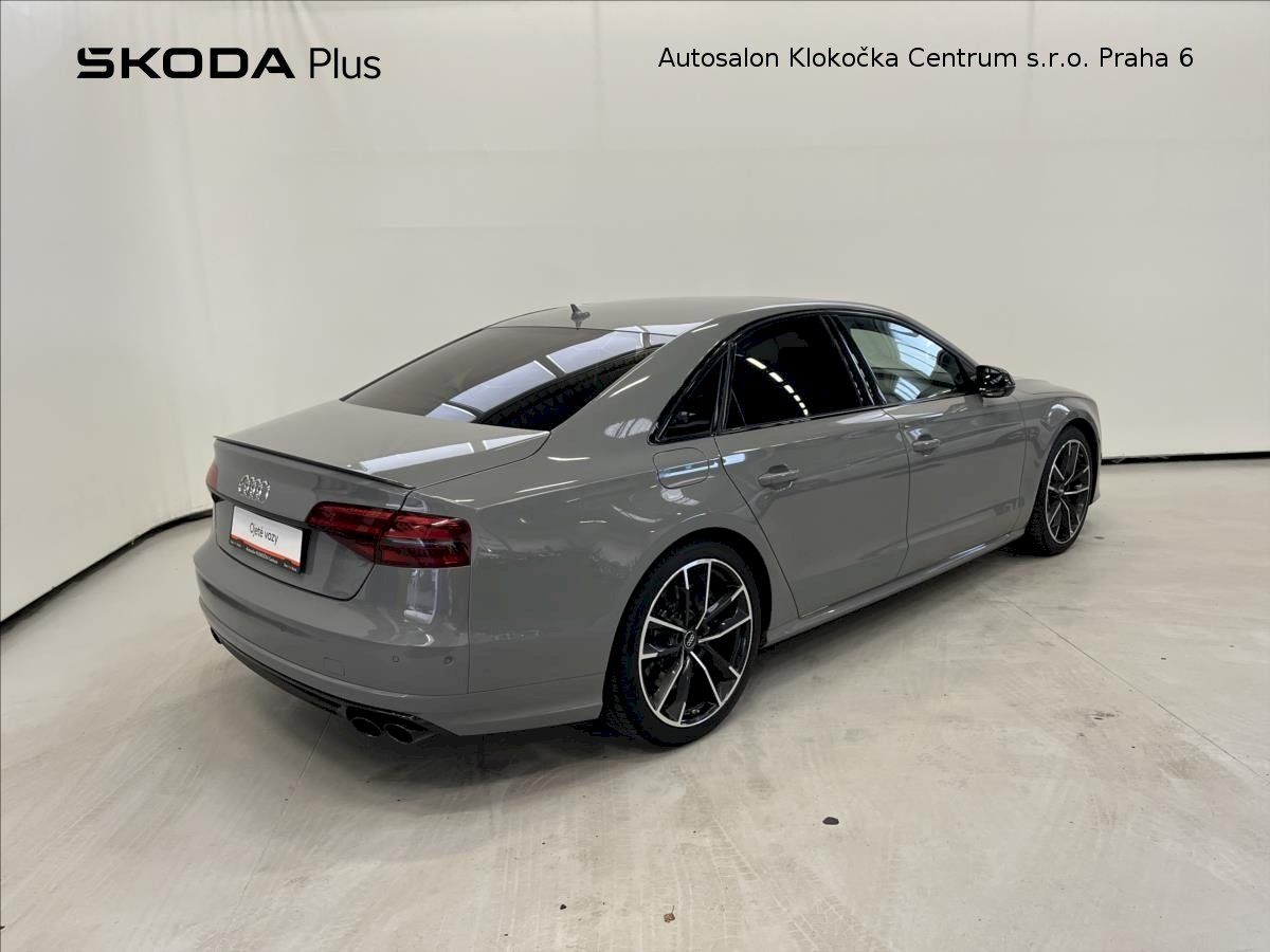 Audi S8, 4,0TFSI445 kW Quattro - fotka 2