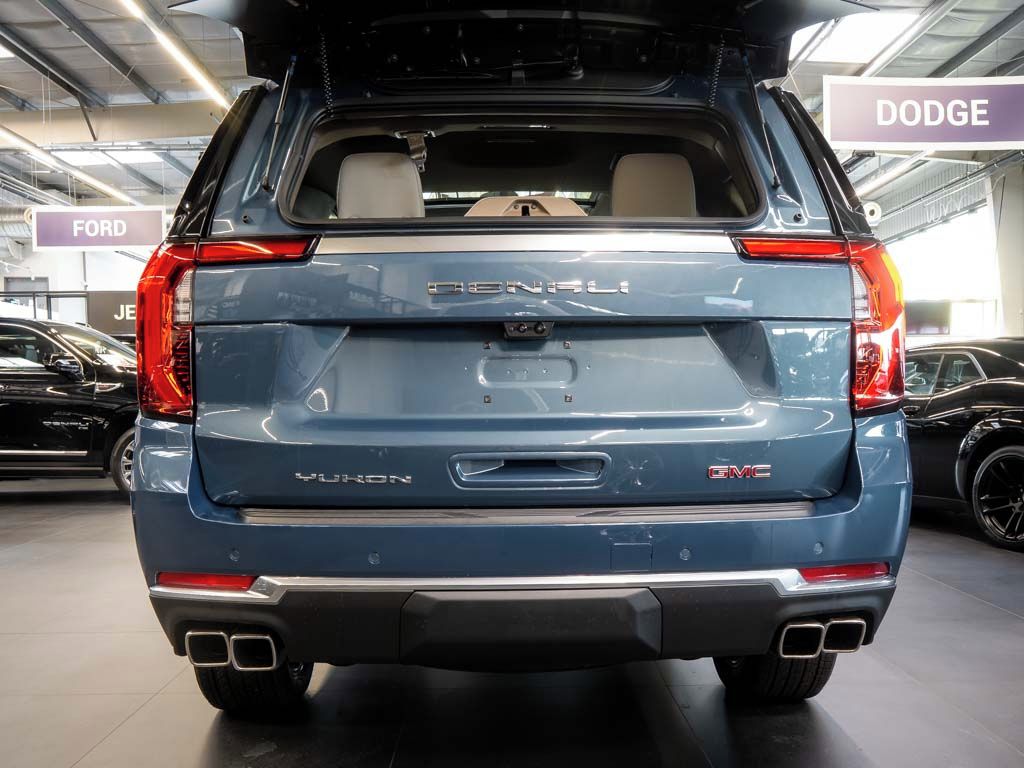 GMC Yukon, 6.2 V8 Denali Reserve Package - fotka 6