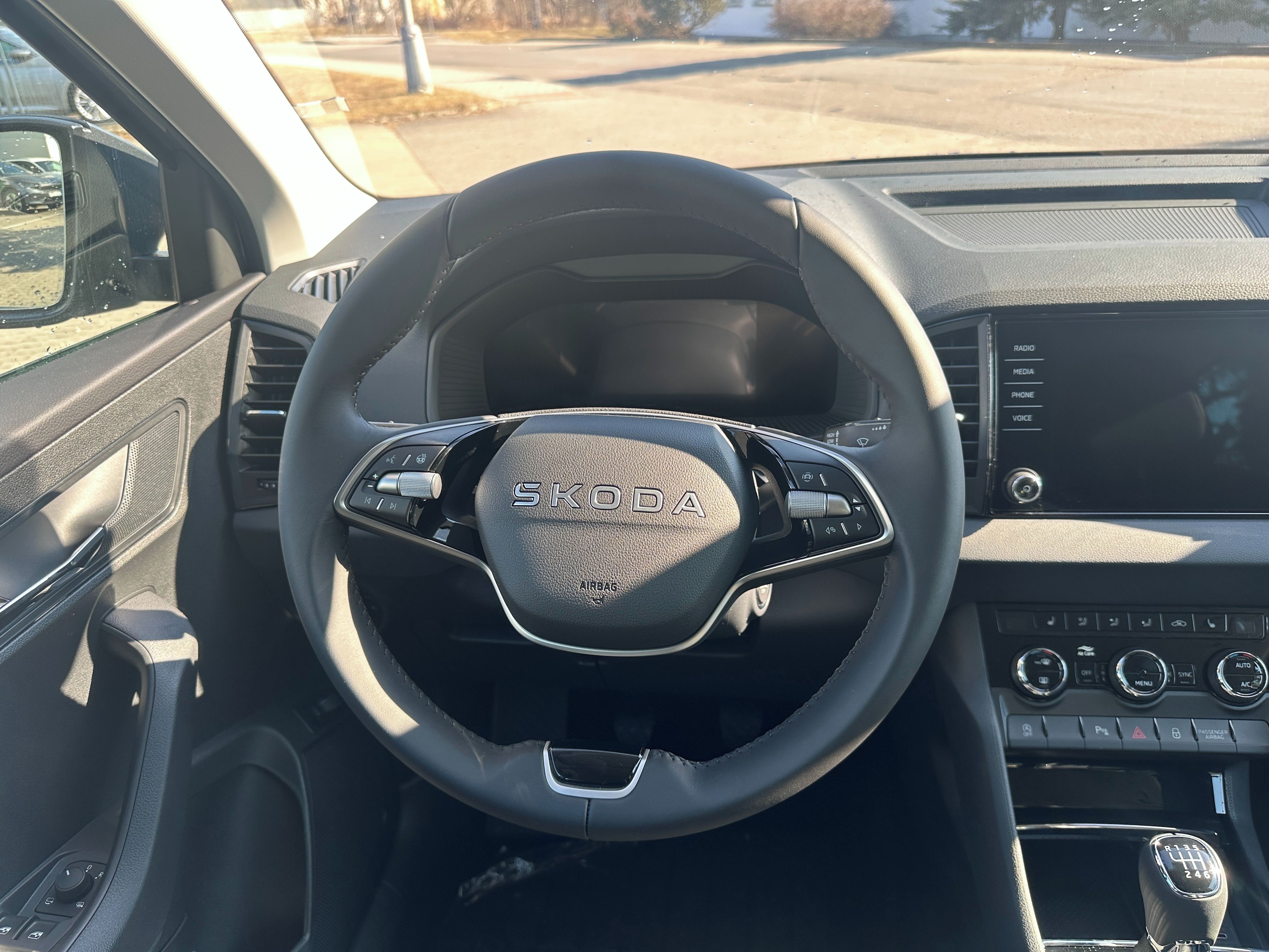 Škoda Karoq, 130 let 1.5 TSI / 110 kW - fotka 6