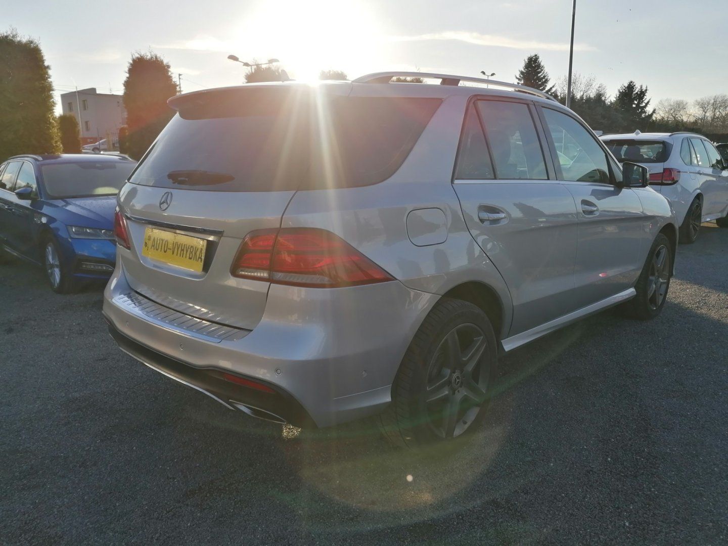Mercedes-Benz GLE, 400 4Matic - fotka 4