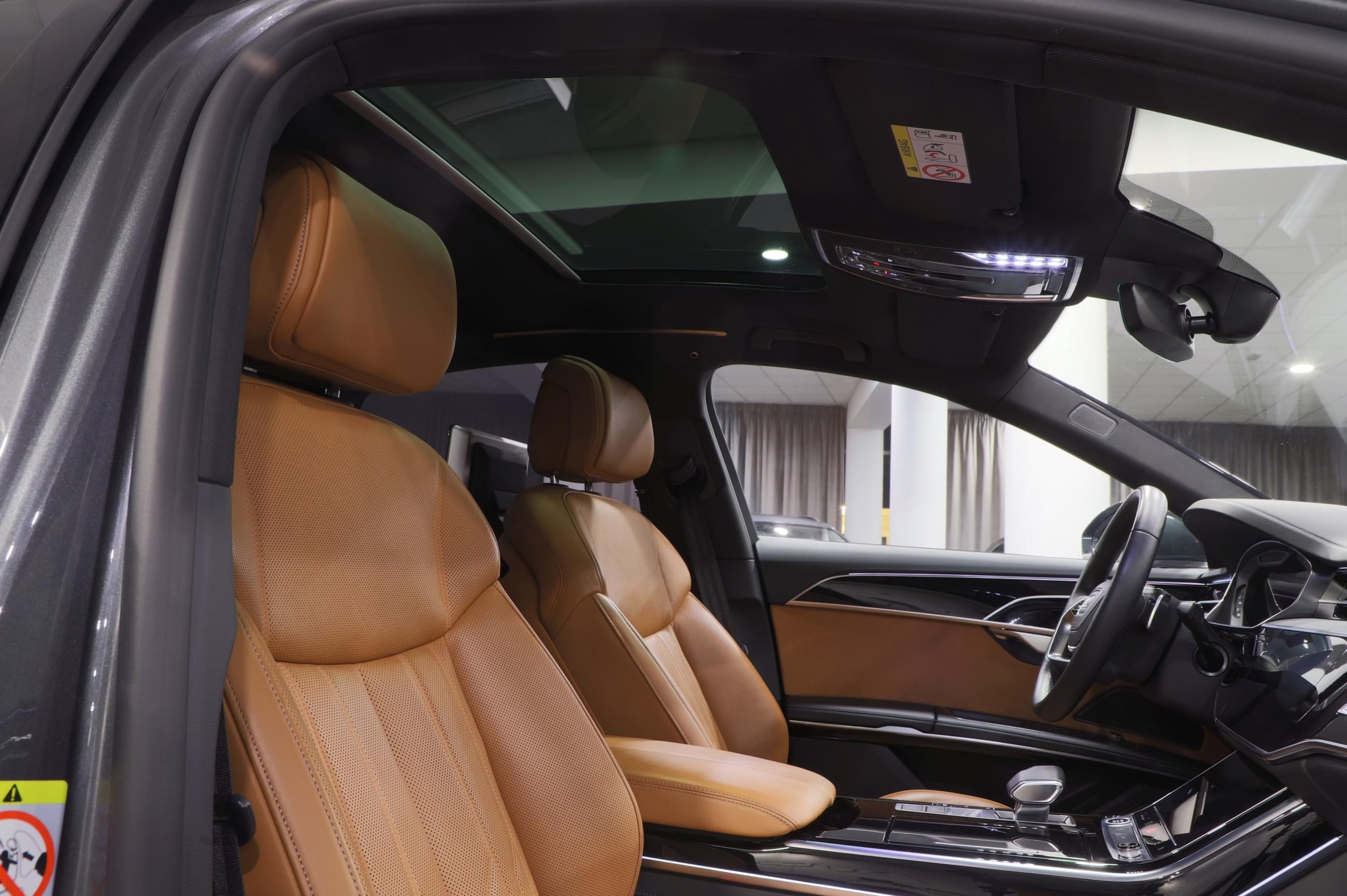 Audi A8, 4.0TFSI 338kW 4x4 S-Line - fotka 5