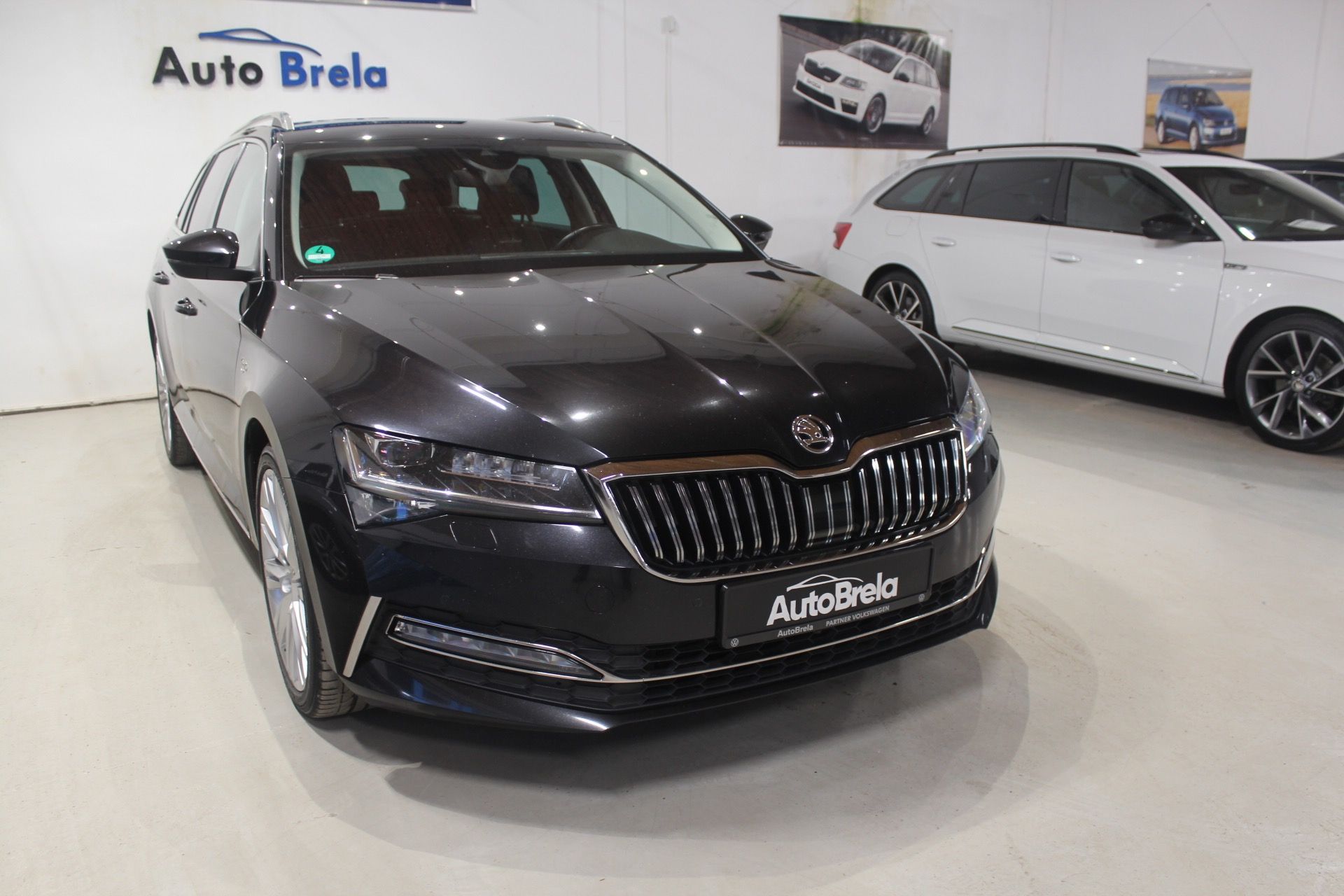 Škoda Superb, 2.0TDI DSG L&K Display Matrix - fotka 2
