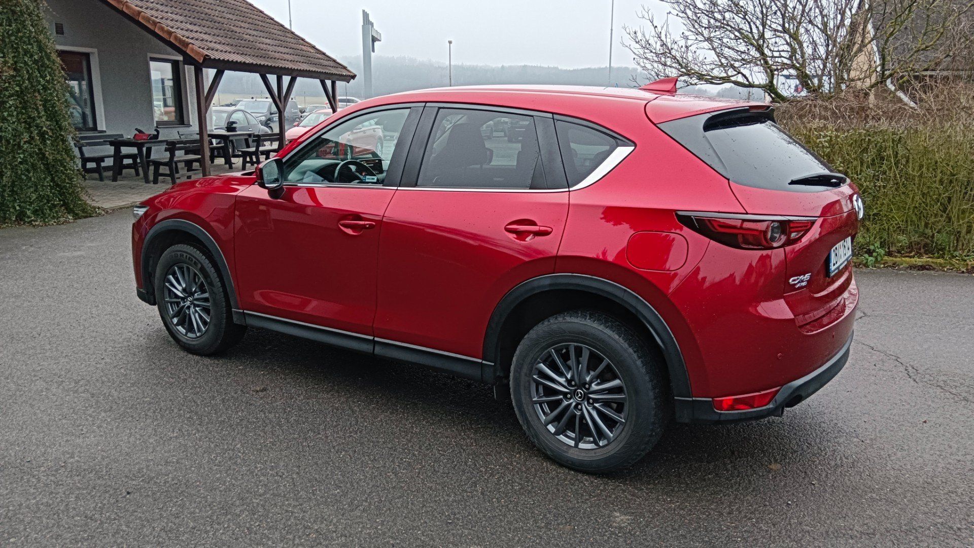 Mazda CX-5, 2.0I 4x4 automat Koupeno čr - fotka 5