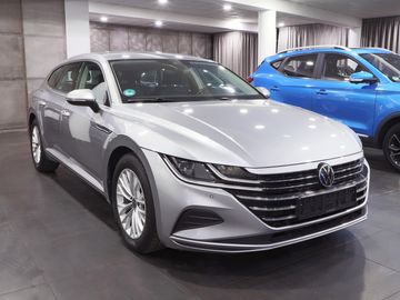 2.0 TDI 110kW DSG / ALU 17''