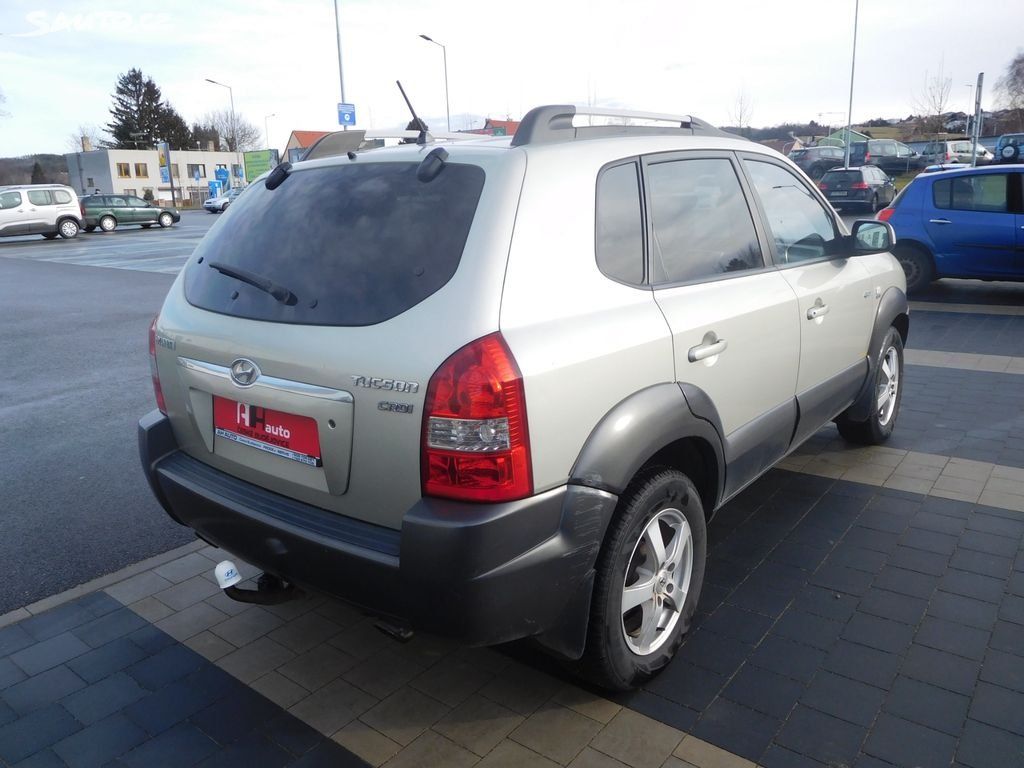 Hyundai Tucson, 2.0CRDi Confort+ 4WD, Automat - fotka 3