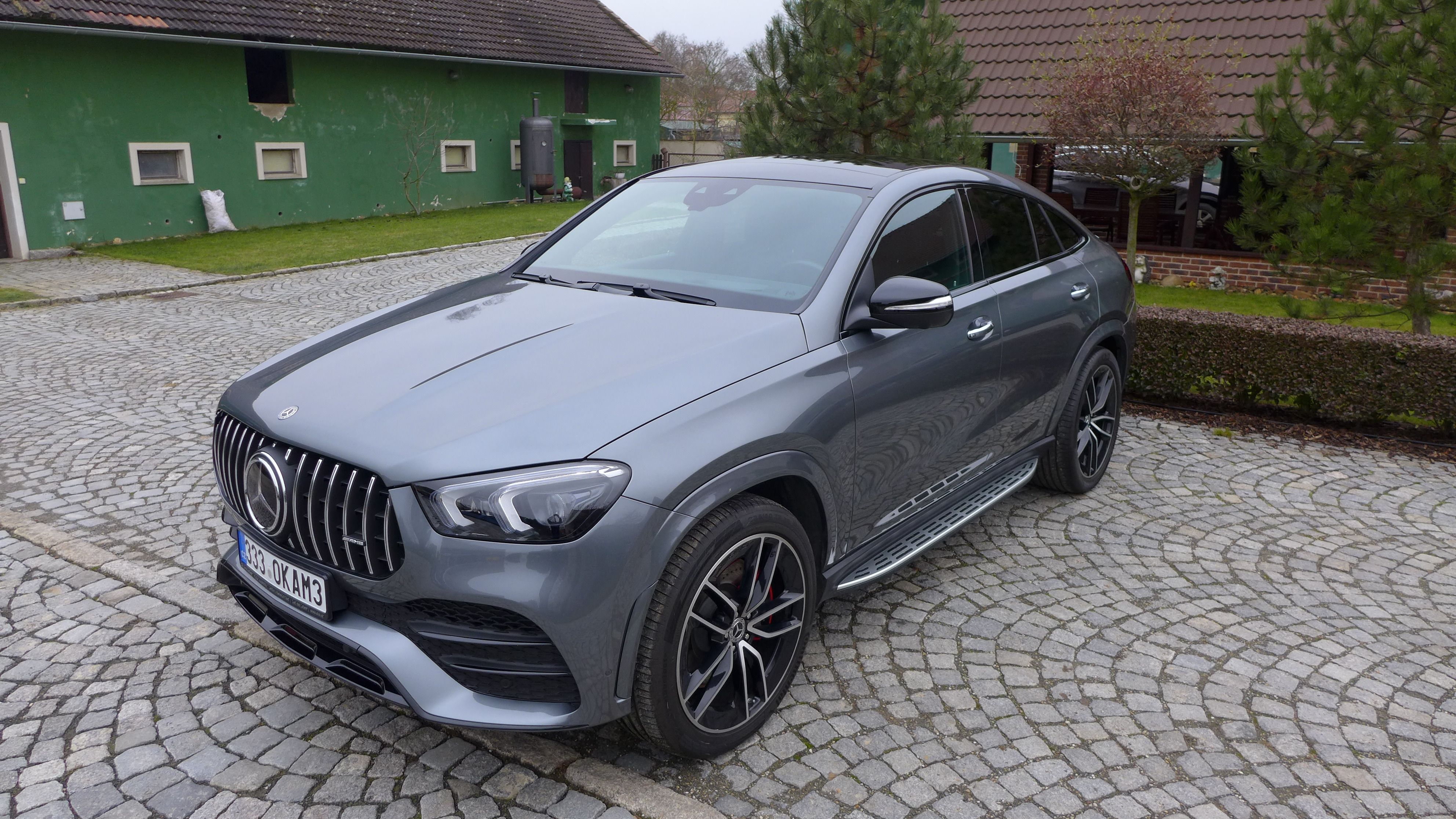 Mercedes-Benz GLE, 400d, 243kw,4Matic,AMG Night - fotka 3
