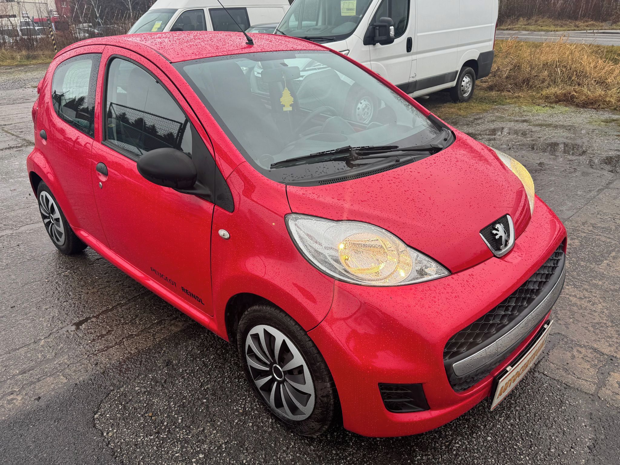 Peugeot 107, 1,0i 50kW Junior - fotka 3