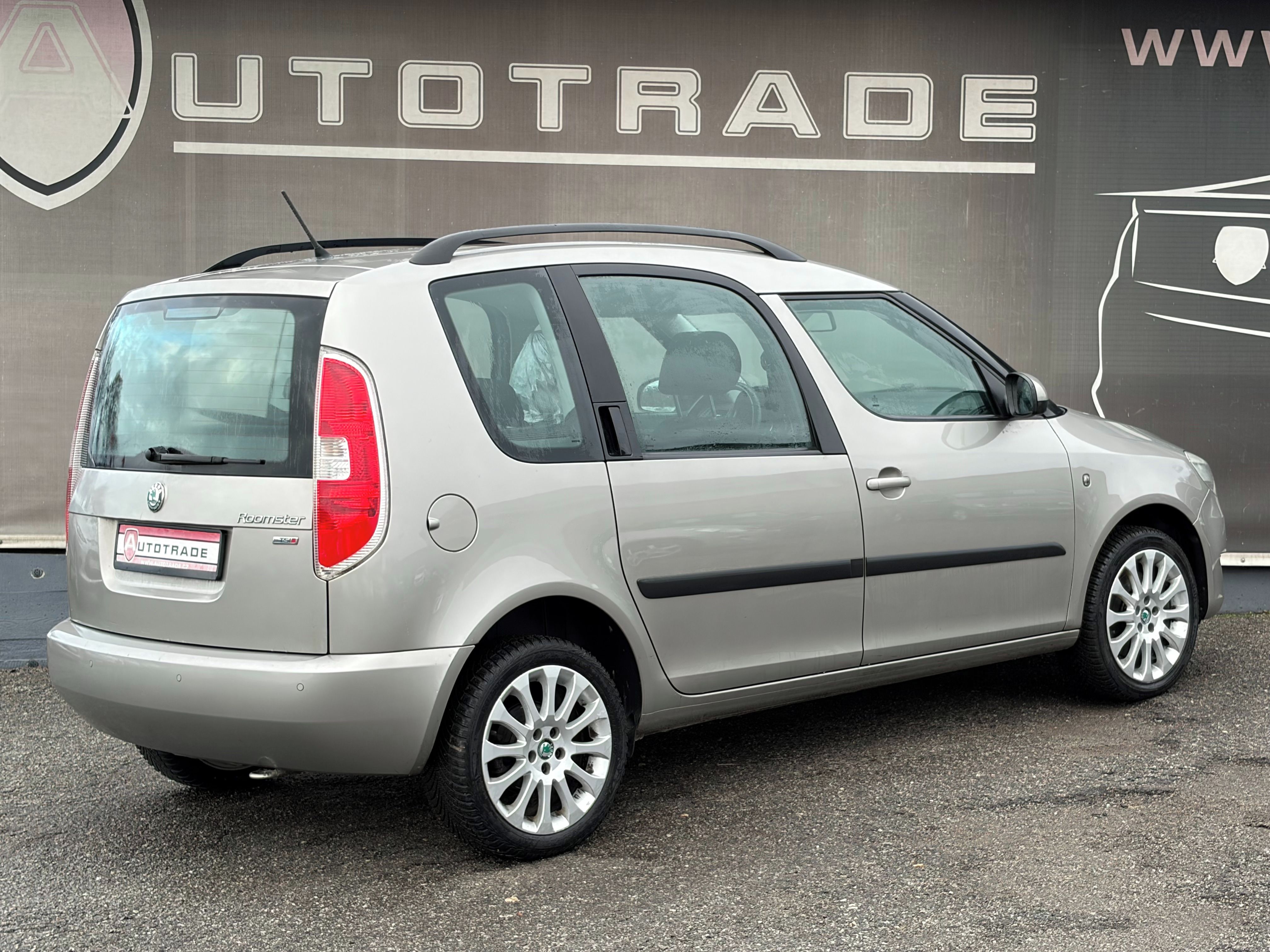 Škoda Roomster, 1.2TSi 77kW, DigiKLIMA, PANO - fotka 4
