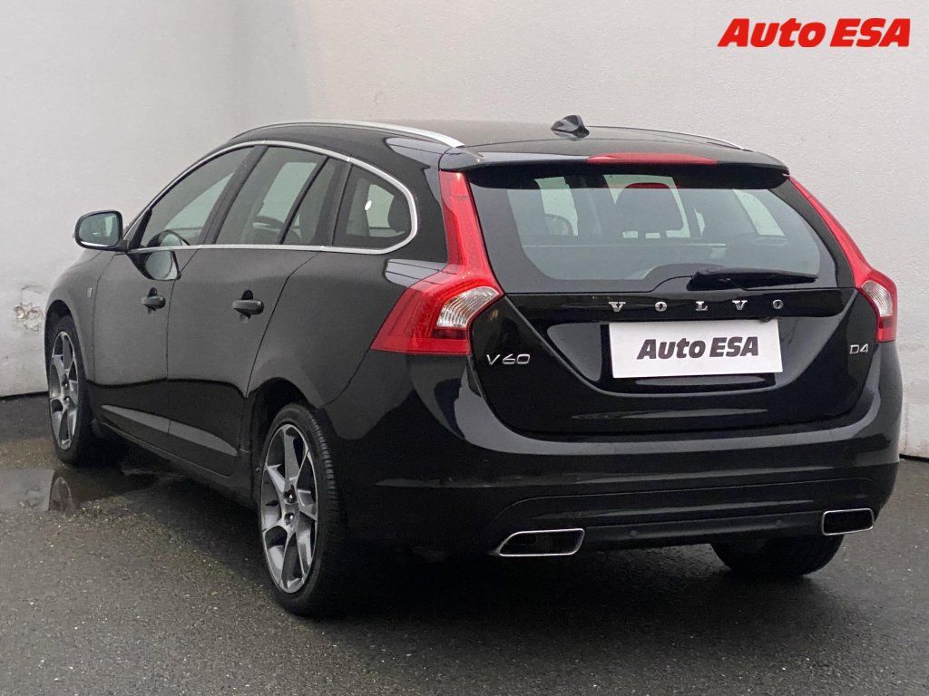 Volvo V60, 2.0 D4,Ocean Race,AT - fotka 6