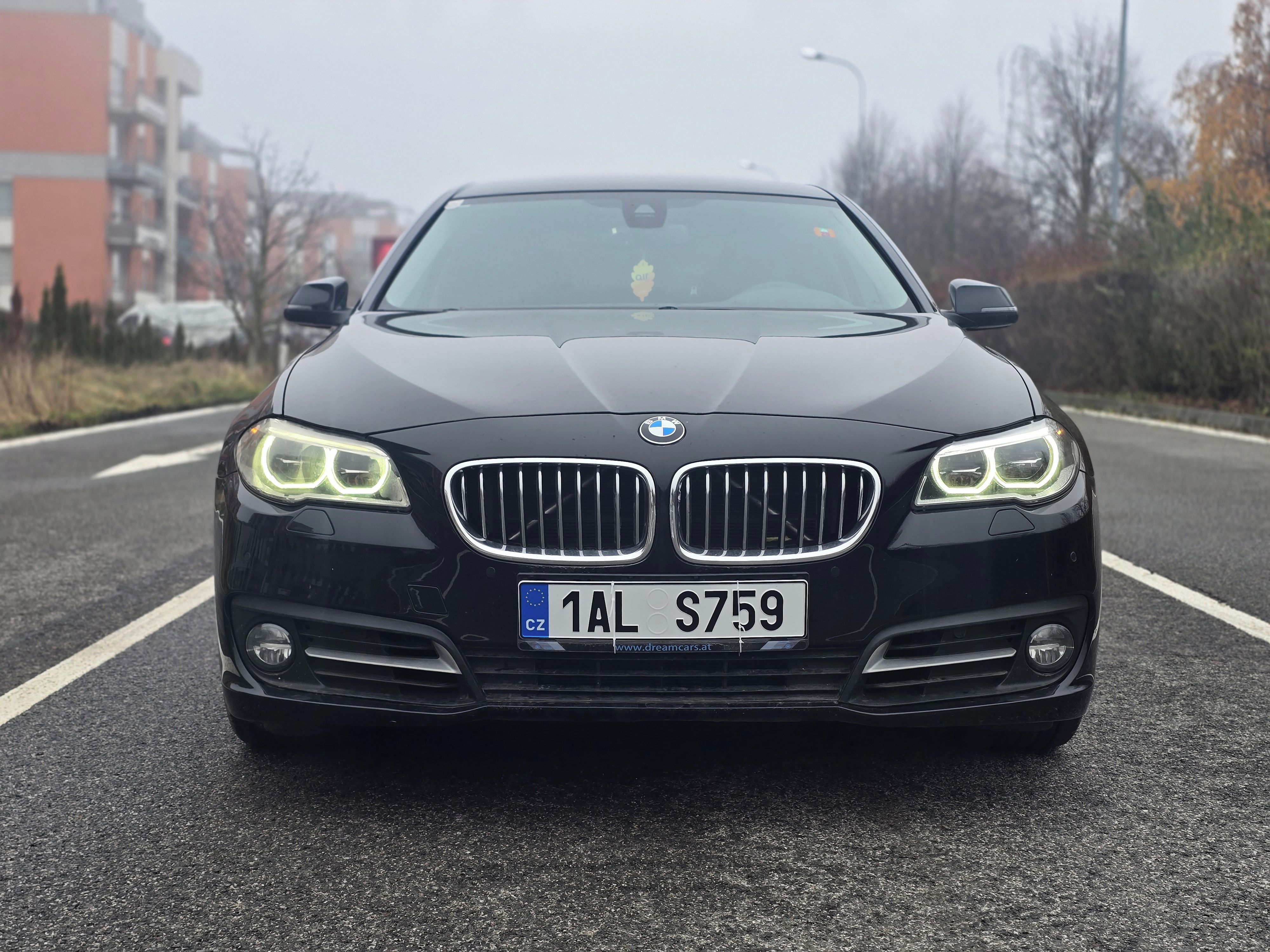 BMW Řada 5 - fotka 5
