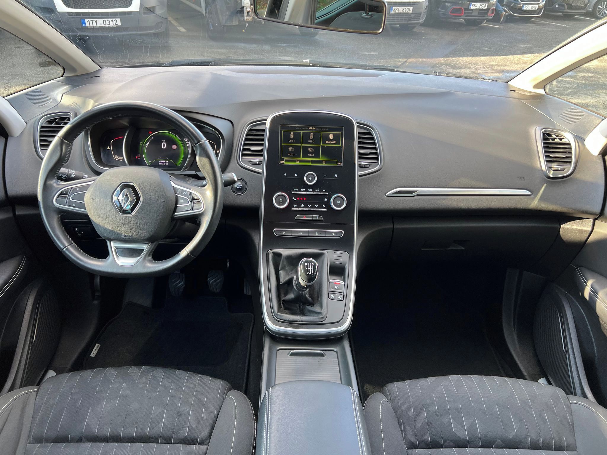 Renault Scénic, 1.3 TCe 140k SERVIS ZÁRUKA - fotka 5